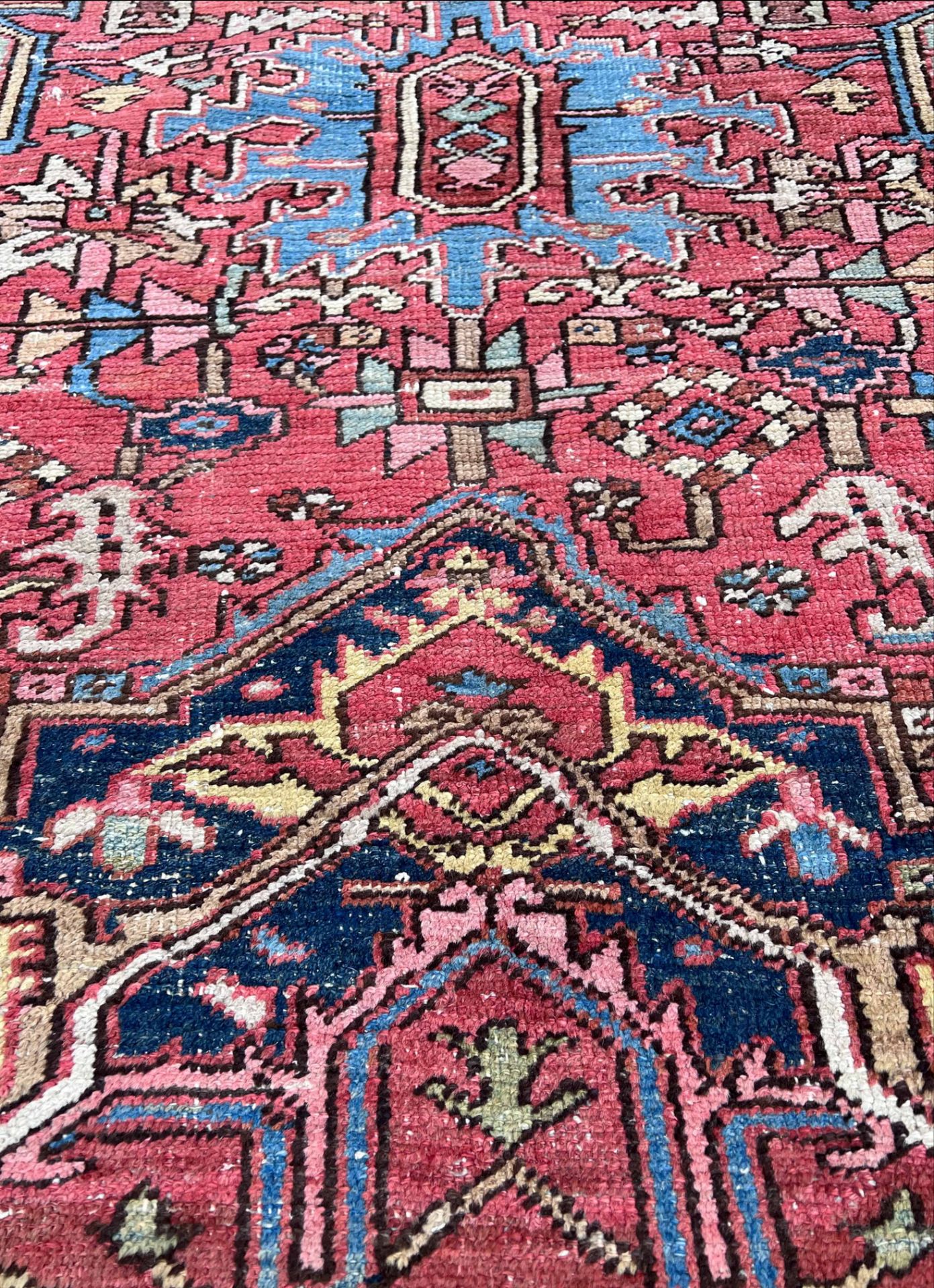 Heriz. Oriental carpet. Around 1900. - Image 12 of 17