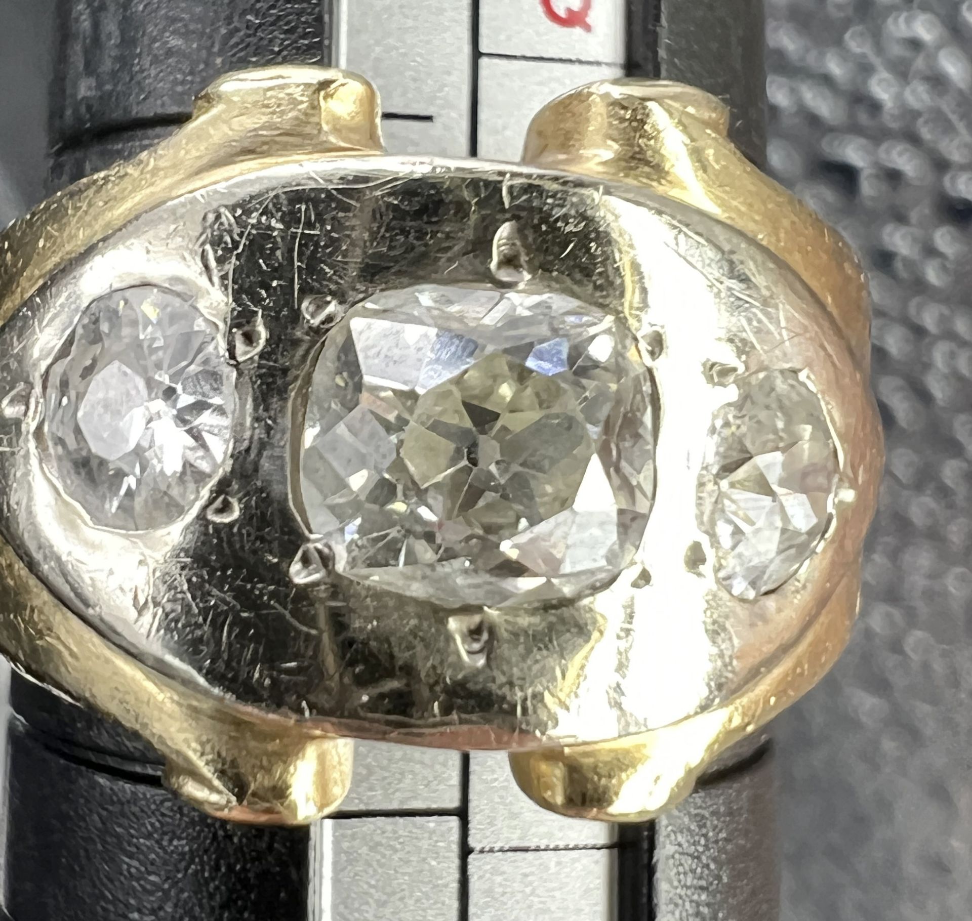 Ladies' ring. 585 yellow gold and white gold with 3 diamonds. - Image 6 of 11