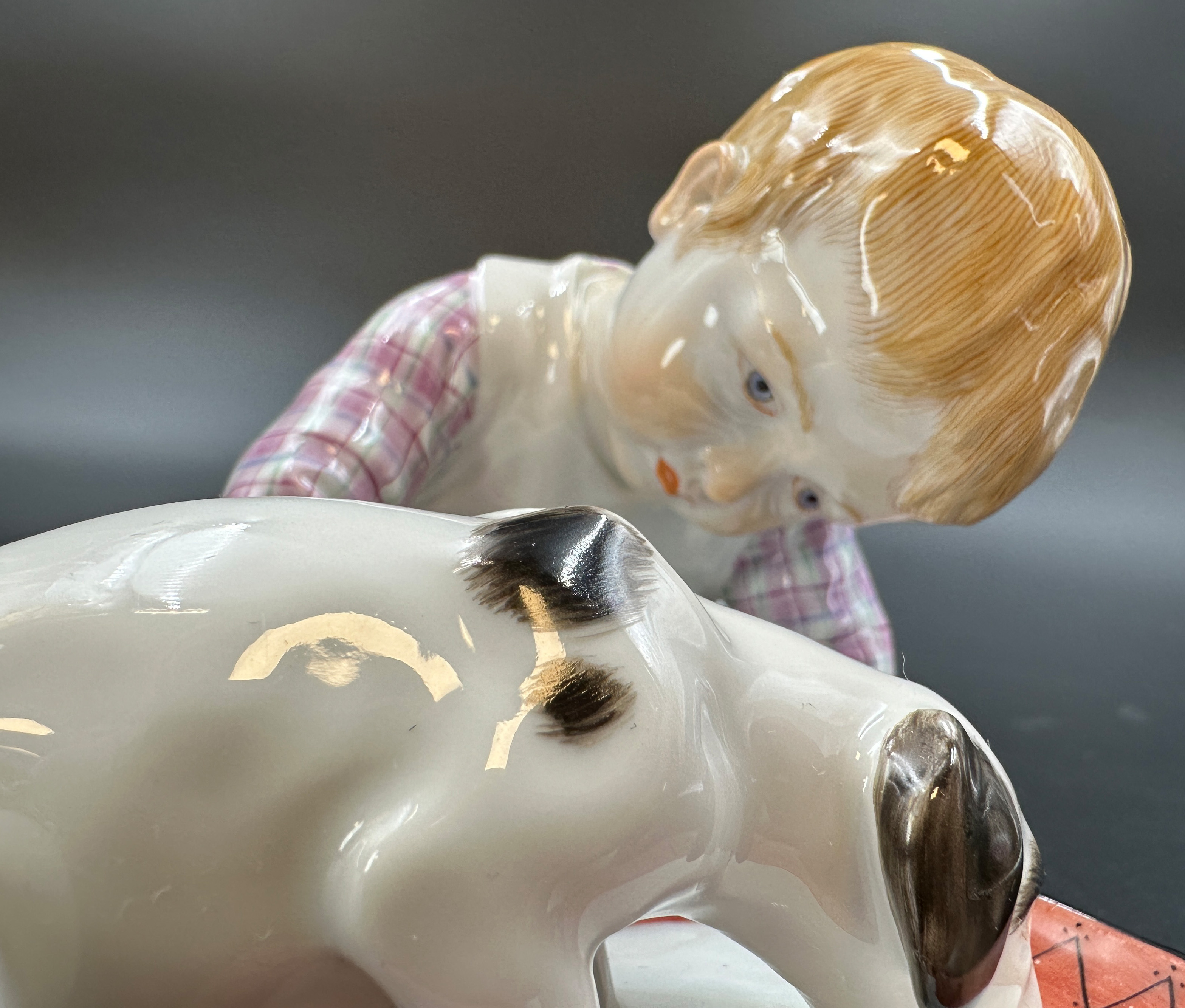 Hentschelkind. MEISSEN. "Child with drinking dog". 1st choice. 1980s. - Image 13 of 13