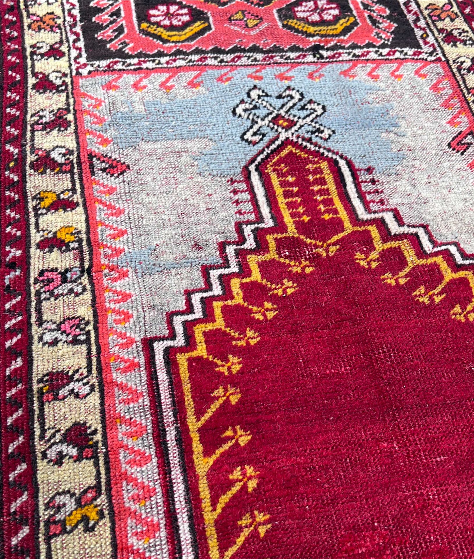 Prayer rug. Turkey. Yürük region. 1st half of the 20th century. - Image 5 of 7