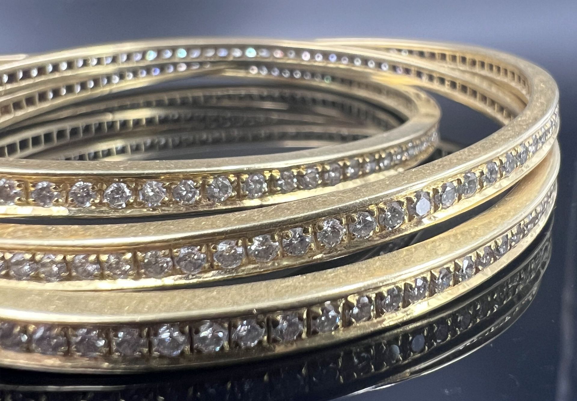 3-piece bangle. 750 yellow gold with diamonds. - Image 2 of 5