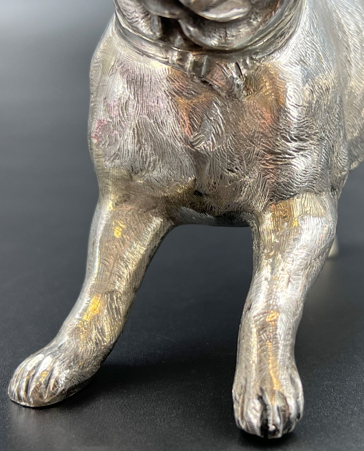 Feine silberne Bulldogge. 925 Sterling Silber. 20. Jahrhundert. - Bild 6 aus 10