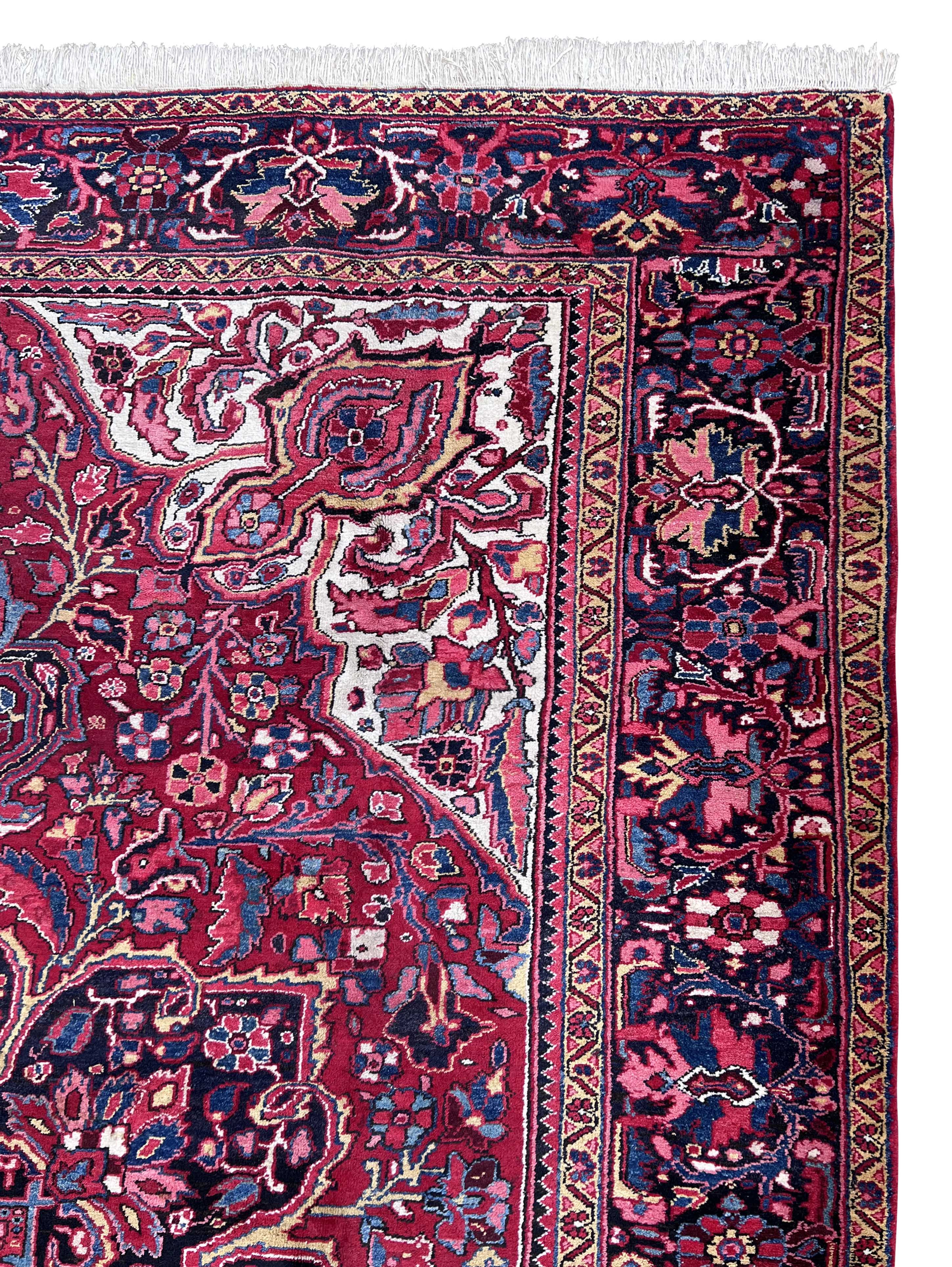 Heriz. Oriental carpet. 20th Century. - Image 4 of 17