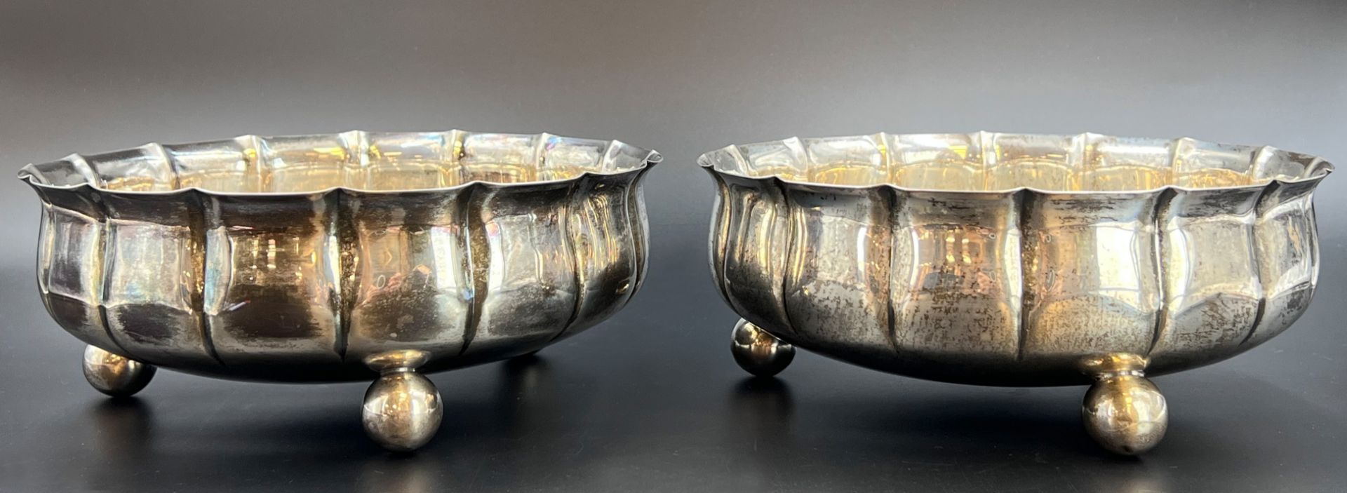 Two bowls with ball feet. 835 silver. - Image 2 of 10