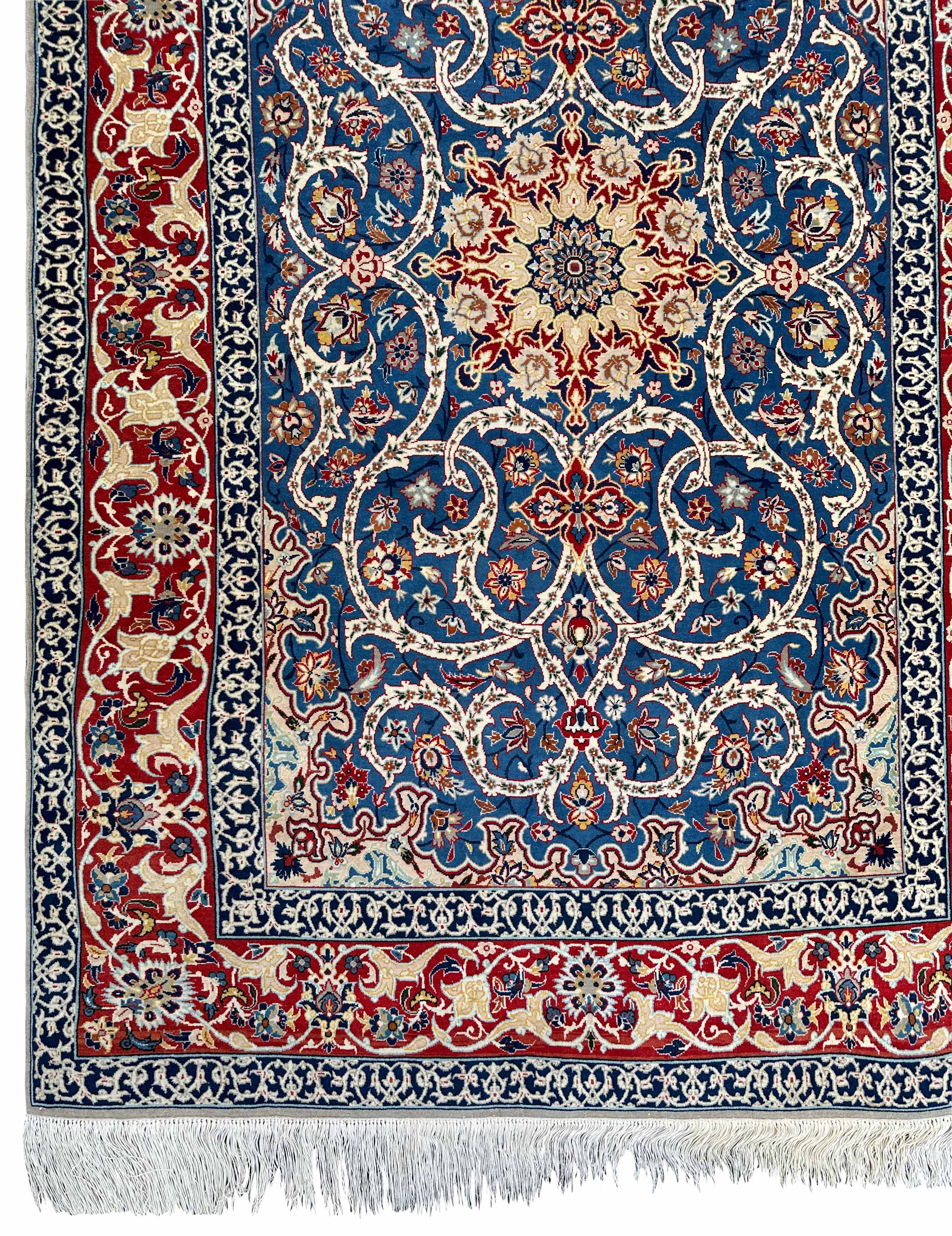 Isfahan. Oriental carpet. - Image 2 of 7