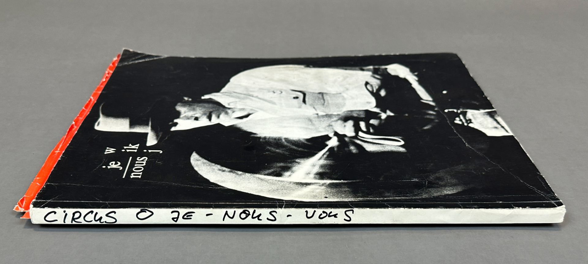 Kunstmagazin POUR. "Je/Nous". 1975. - Bild 3 aus 14