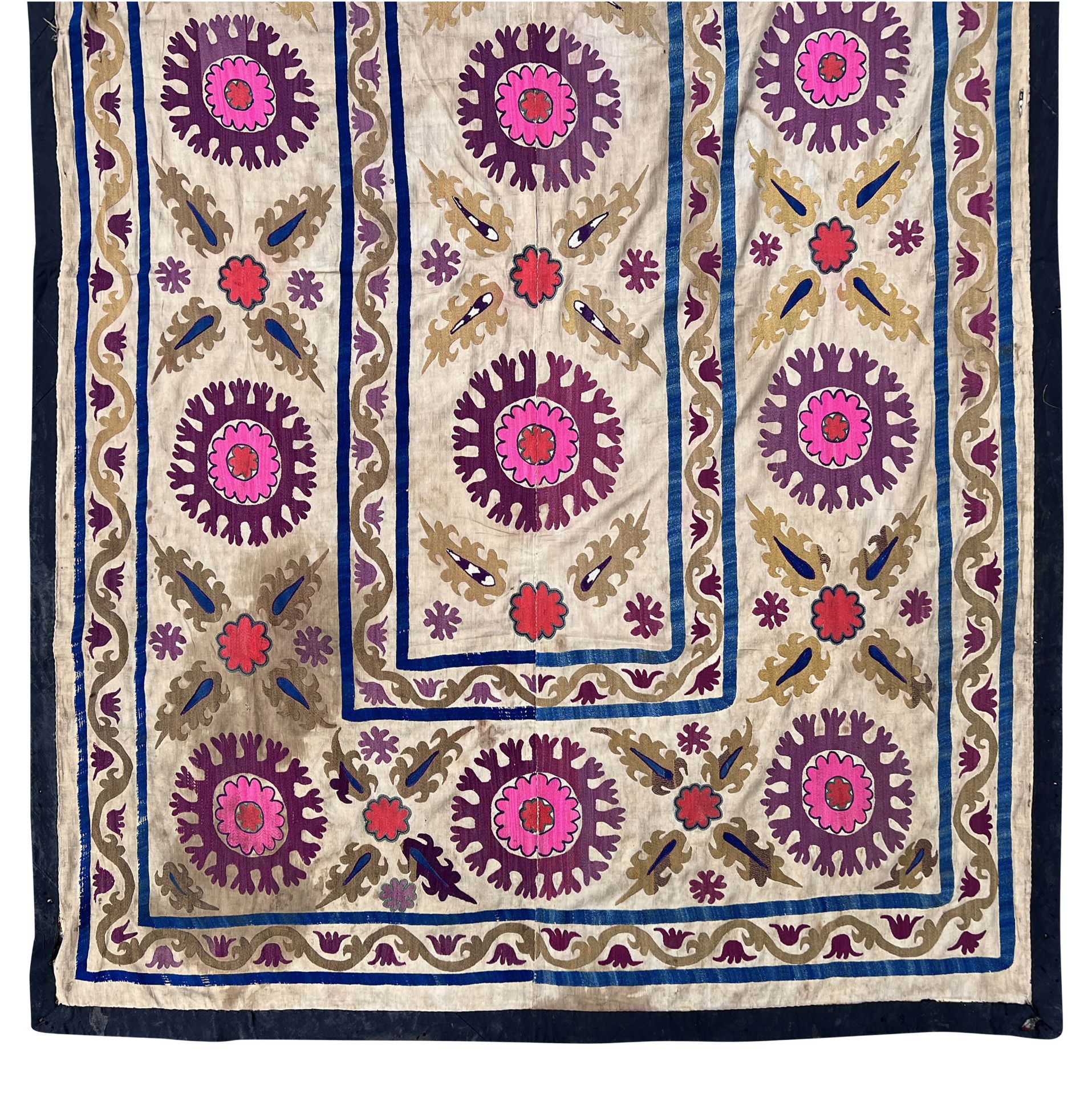 Suzani blanket. Circa 1920. - Image 3 of 12