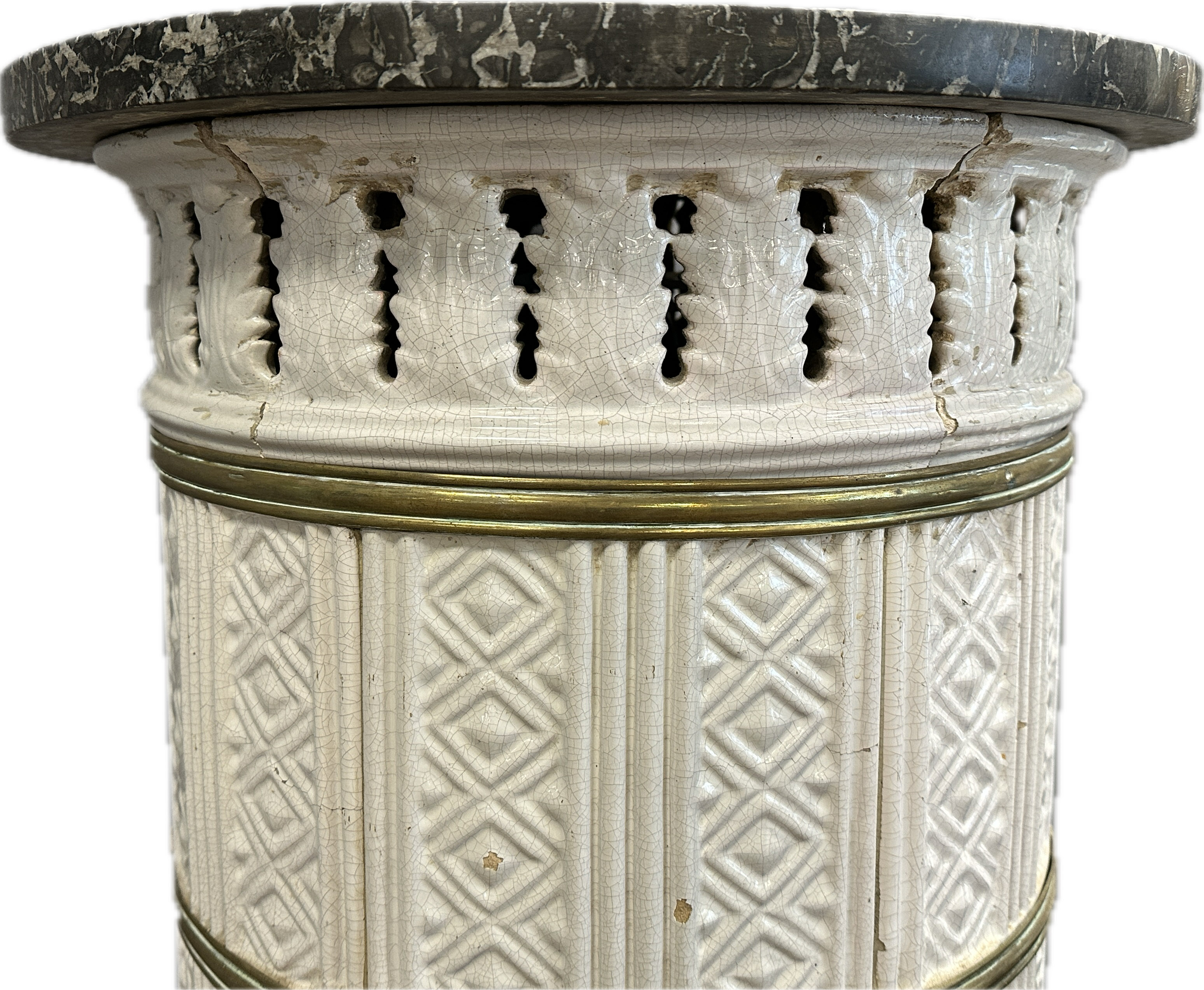 White Biedermeier round stove with tiles in relief structure. - Image 6 of 19