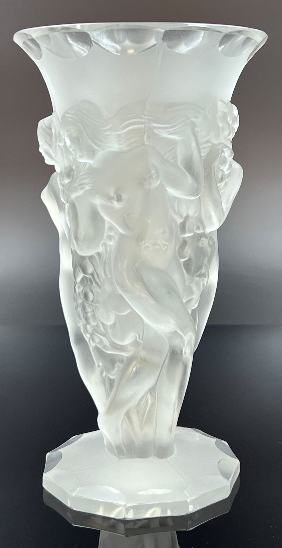 Vase. Curt SCHLEVOGT (1869 - 1959). "Trois Bacchantes". Art Deco. Circa 1930. - Image 2 of 9