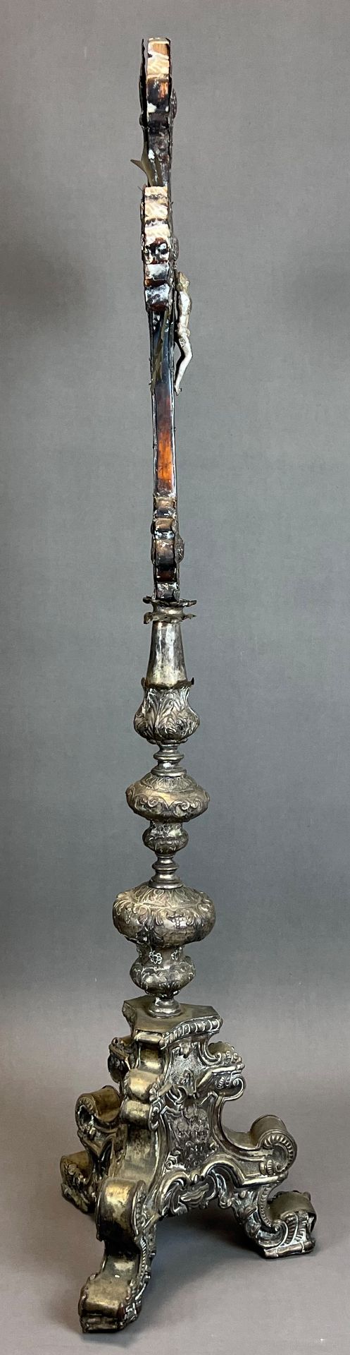 Large standing cross. Altar cross. Around 1700. France. - Image 11 of 16