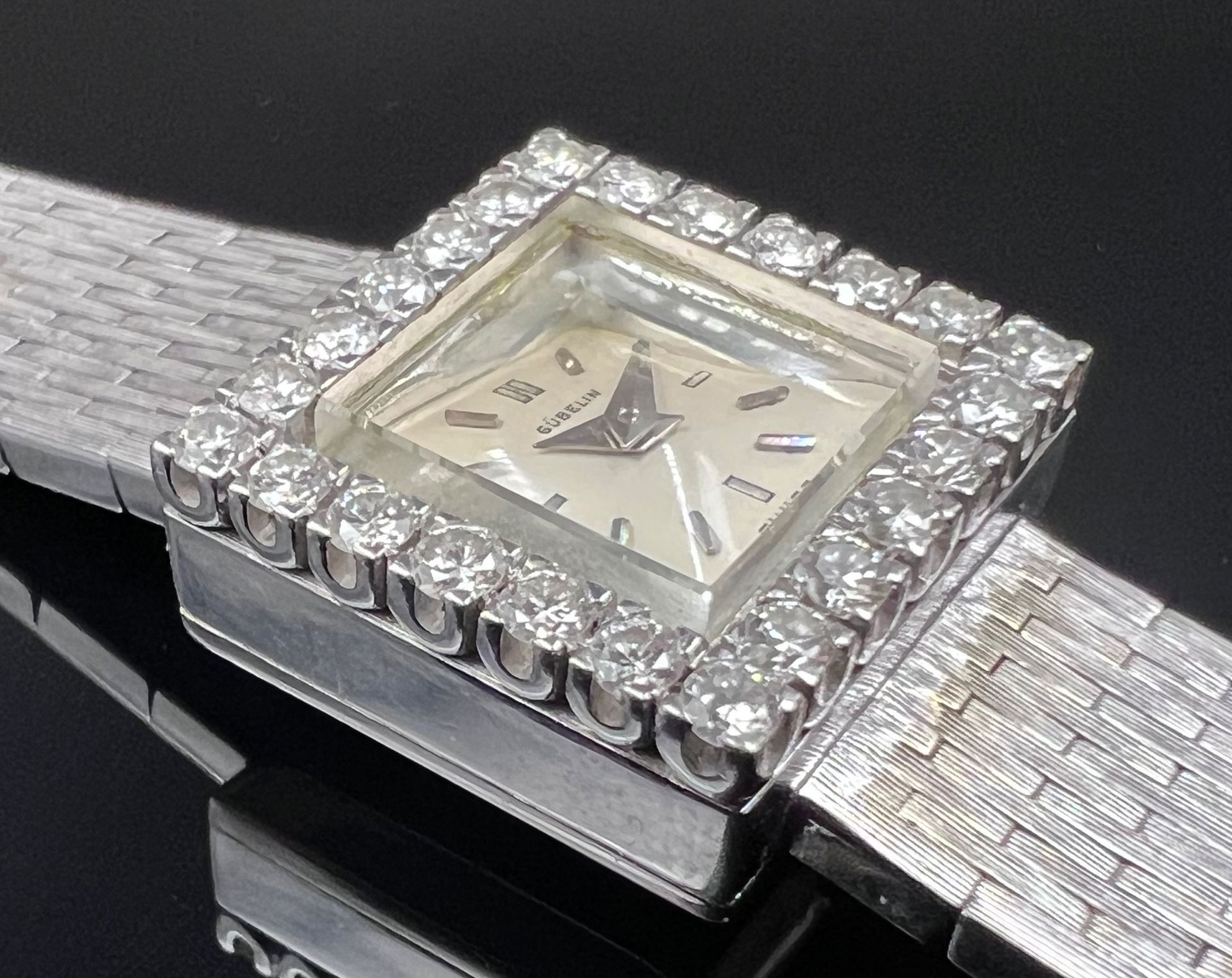 GÜBELIN. 750 white gold ladies' wristwatch set with diamonds. 1960s. - Image 5 of 8