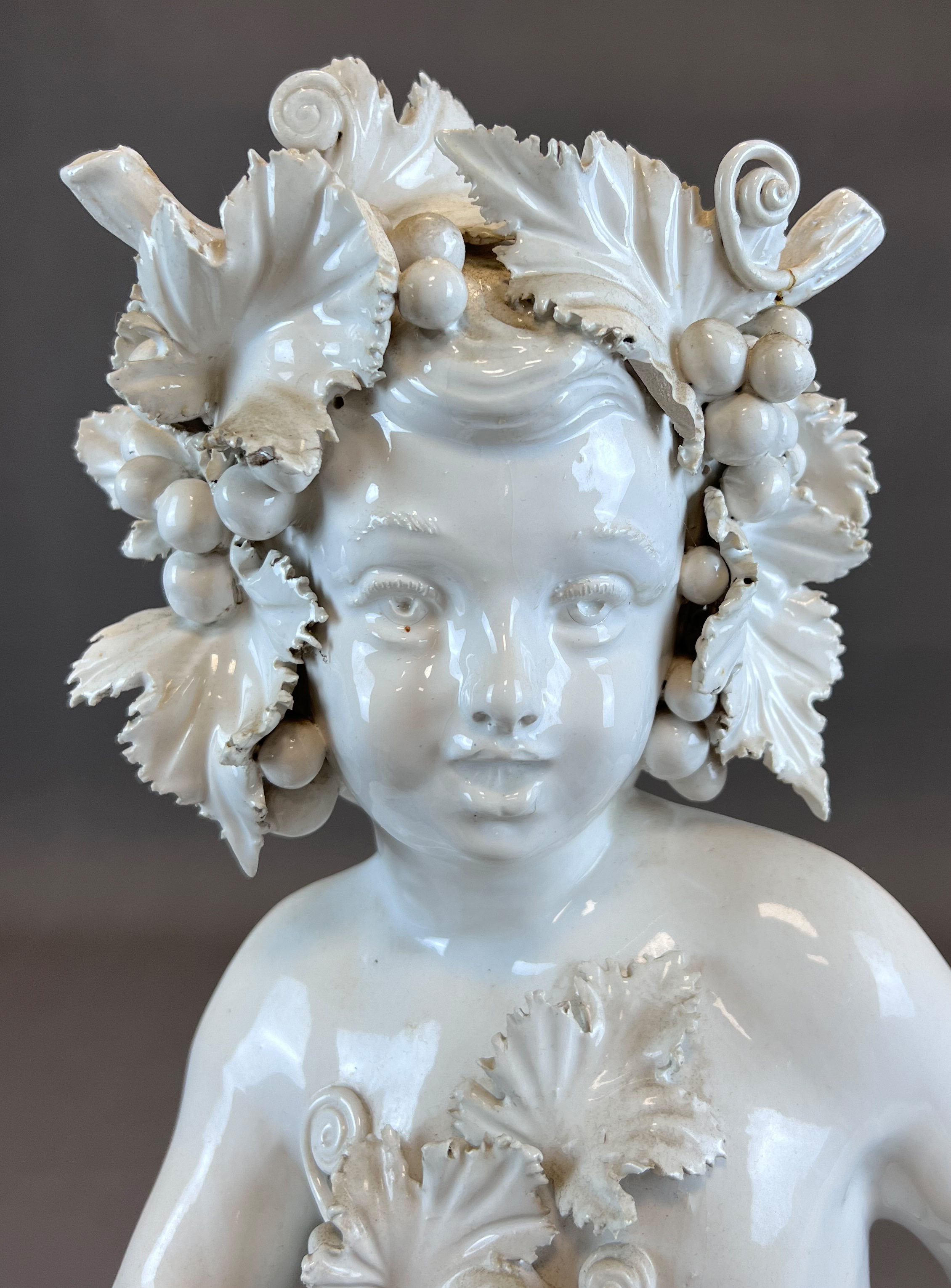 Große Figur des Bacchus. Wohl Capodimonte. 20. Jahrhundert. - Bild 7 aus 16