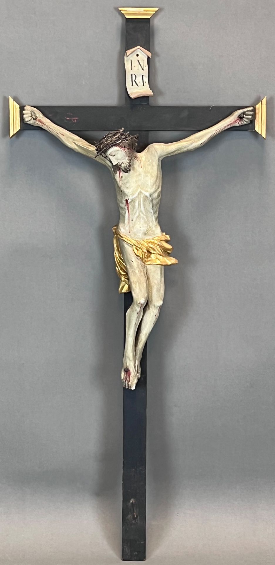 Jesus Christus am Kreuz. Um 1700. Niederrhein.