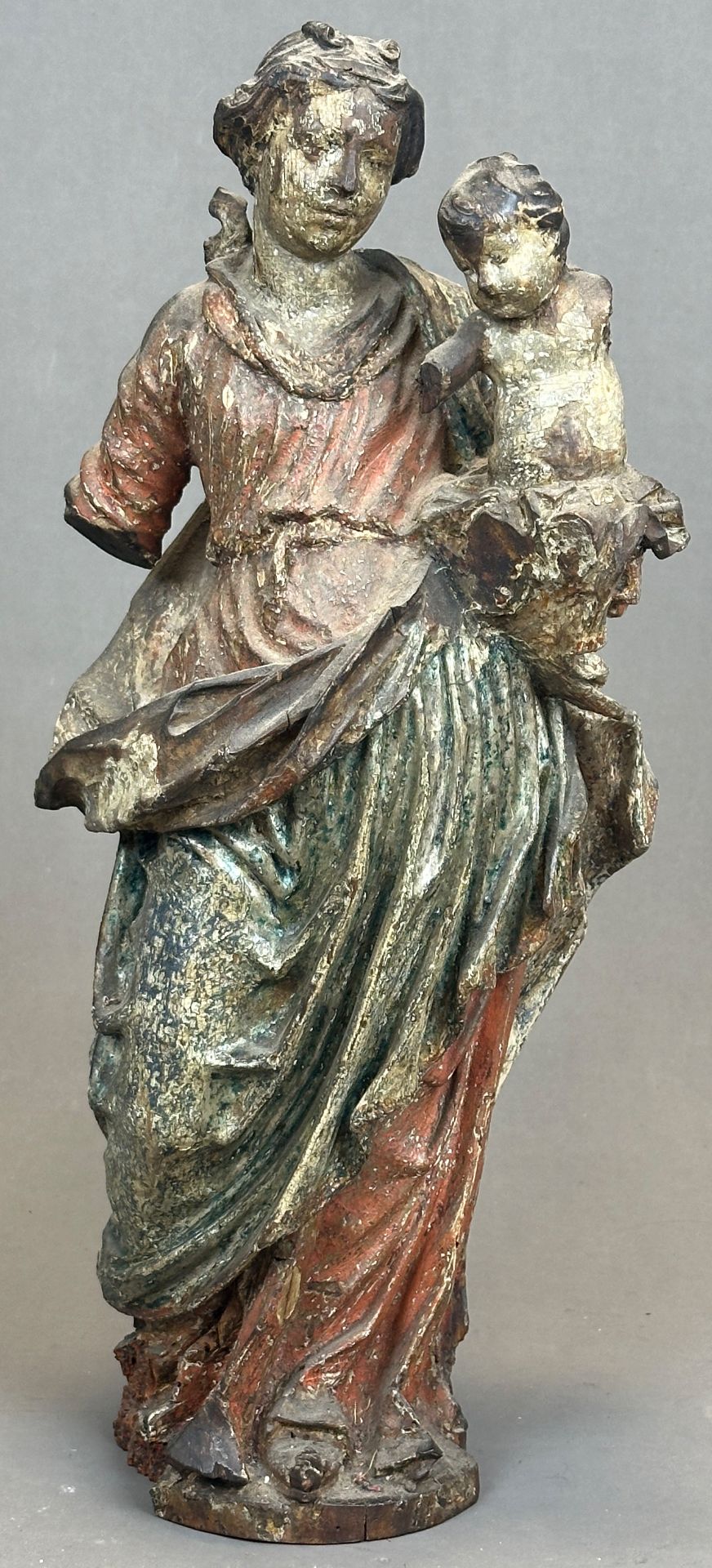 Holzfigur. Jungfrau Maria mit Jesuskind. Um 1550. Österreich.