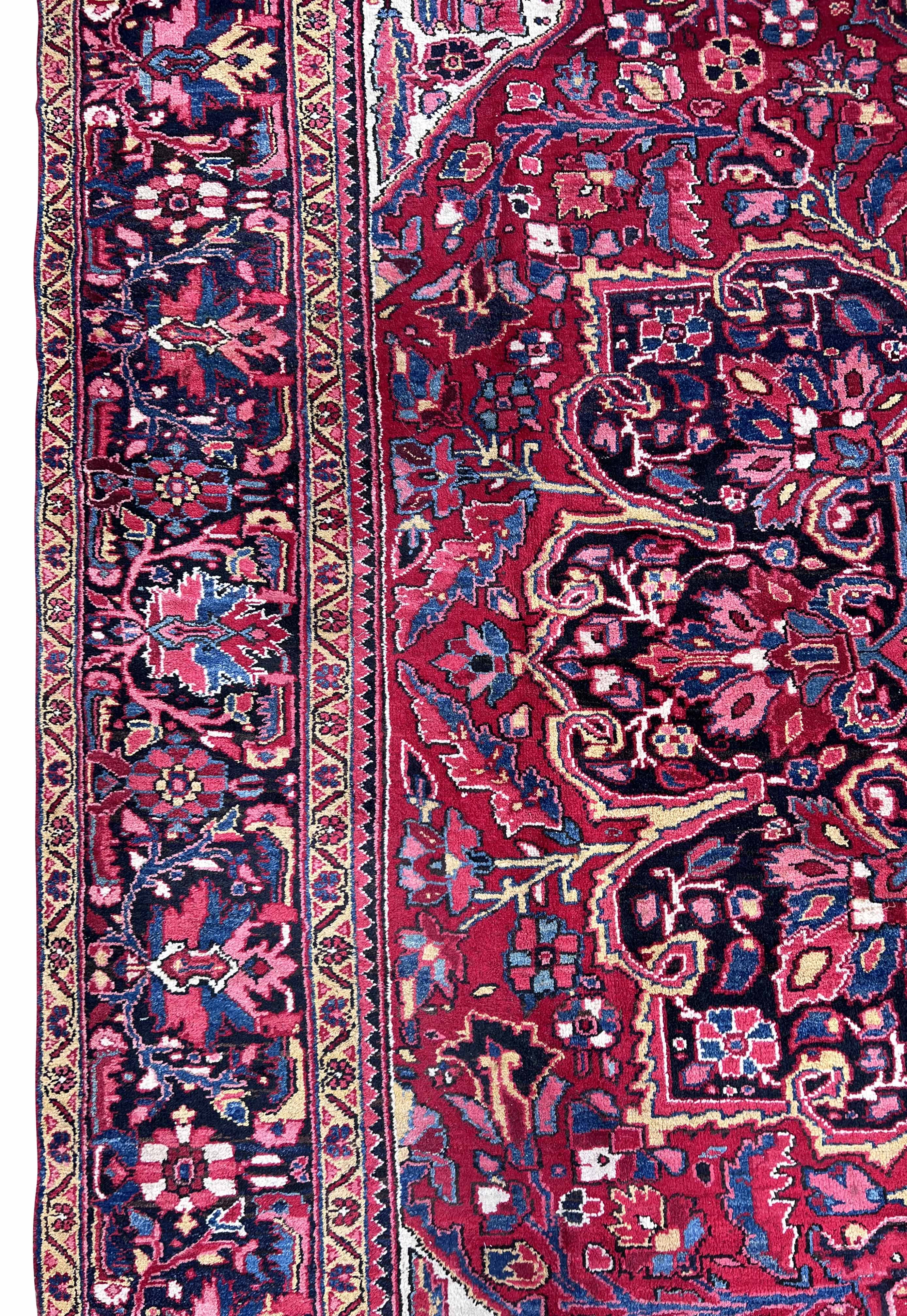 Heriz. Oriental carpet. 20th Century. - Image 5 of 17
