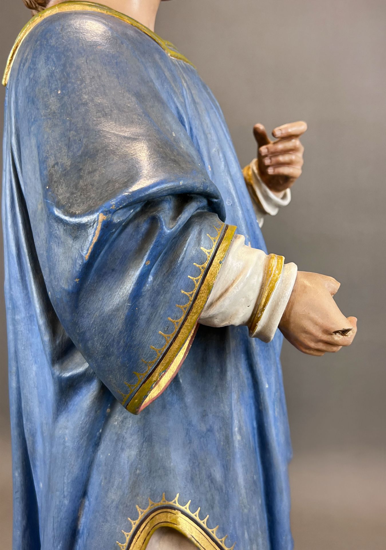 Figure of a saint. Nazarene. Circa 1900. Probably Italy. - Image 8 of 14