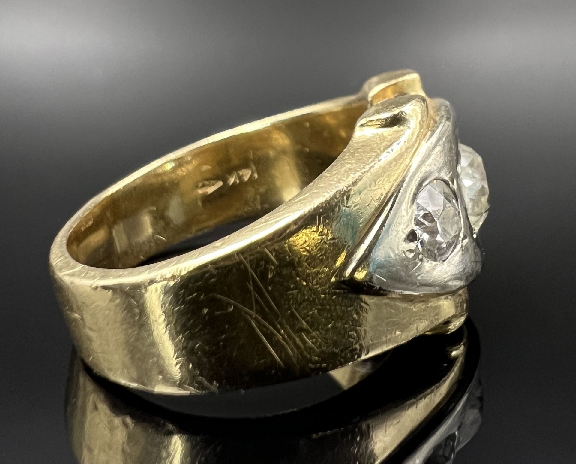 Ladies' ring. 585 yellow gold and white gold with 3 diamonds. - Image 3 of 11