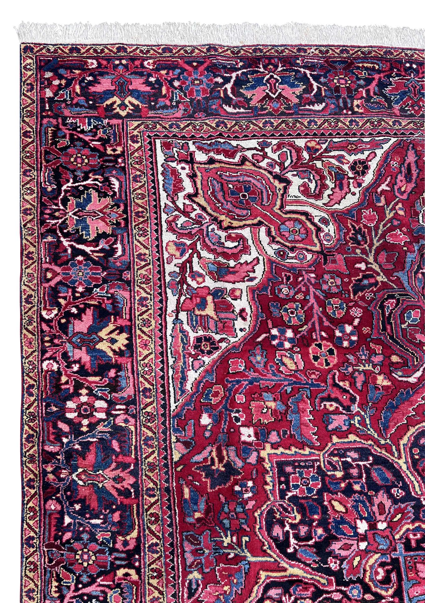 Heriz. Oriental carpet. 20th Century. - Image 2 of 17