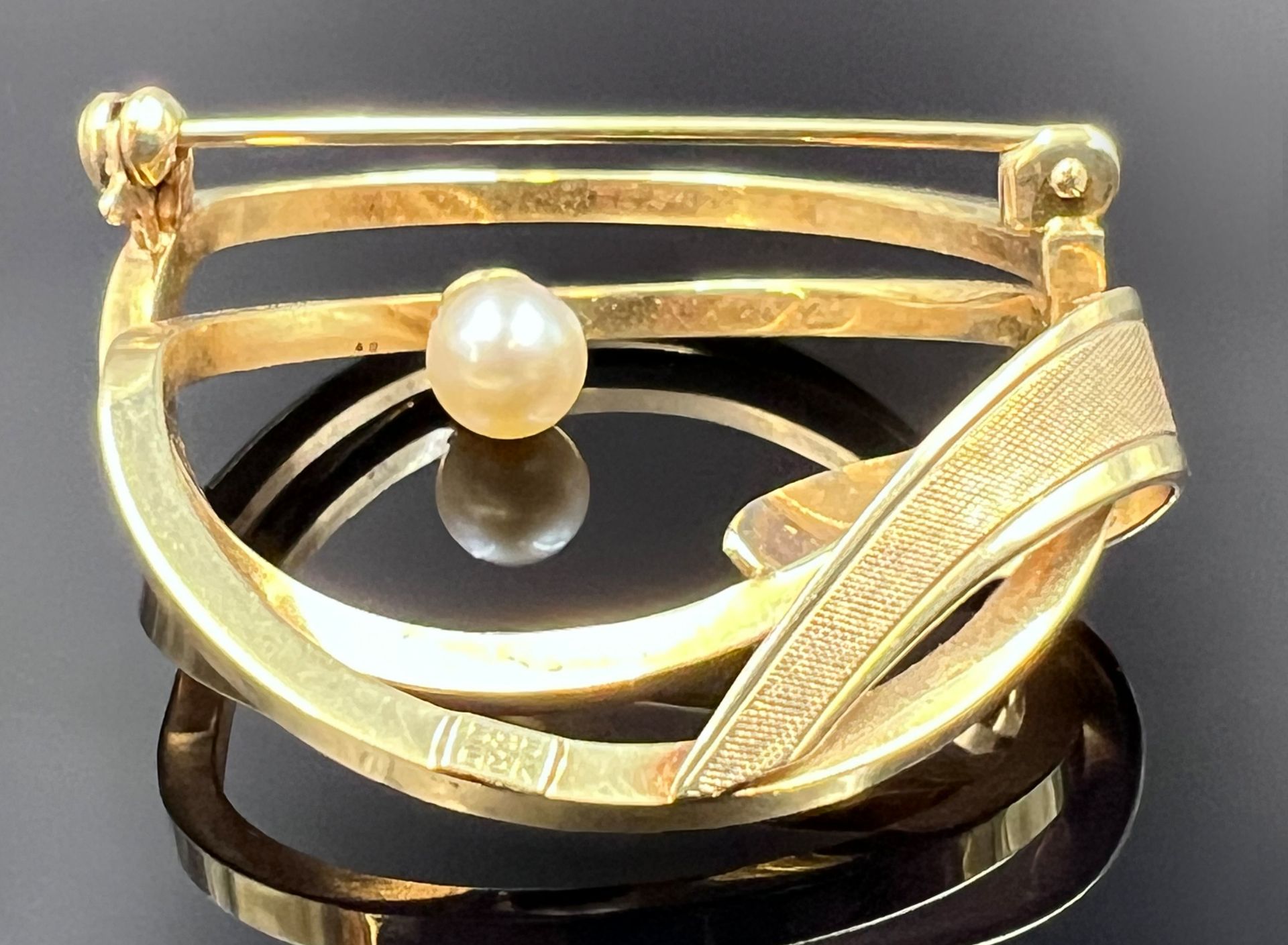 Brooch with a pearl. 585 yellow gold. - Image 3 of 5