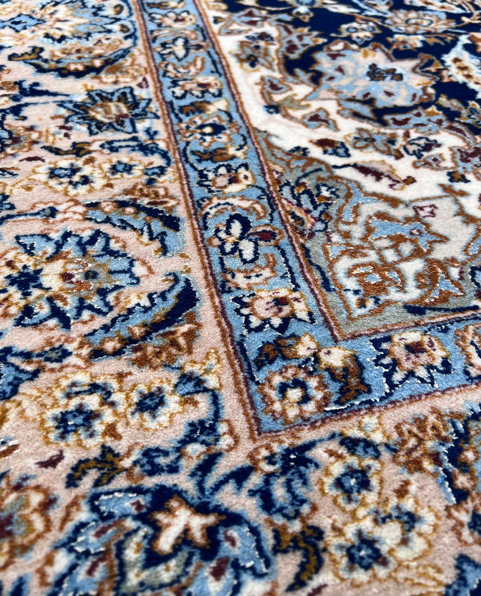 Isfahan. Oriental carpet. Circa 1980. - Image 7 of 9