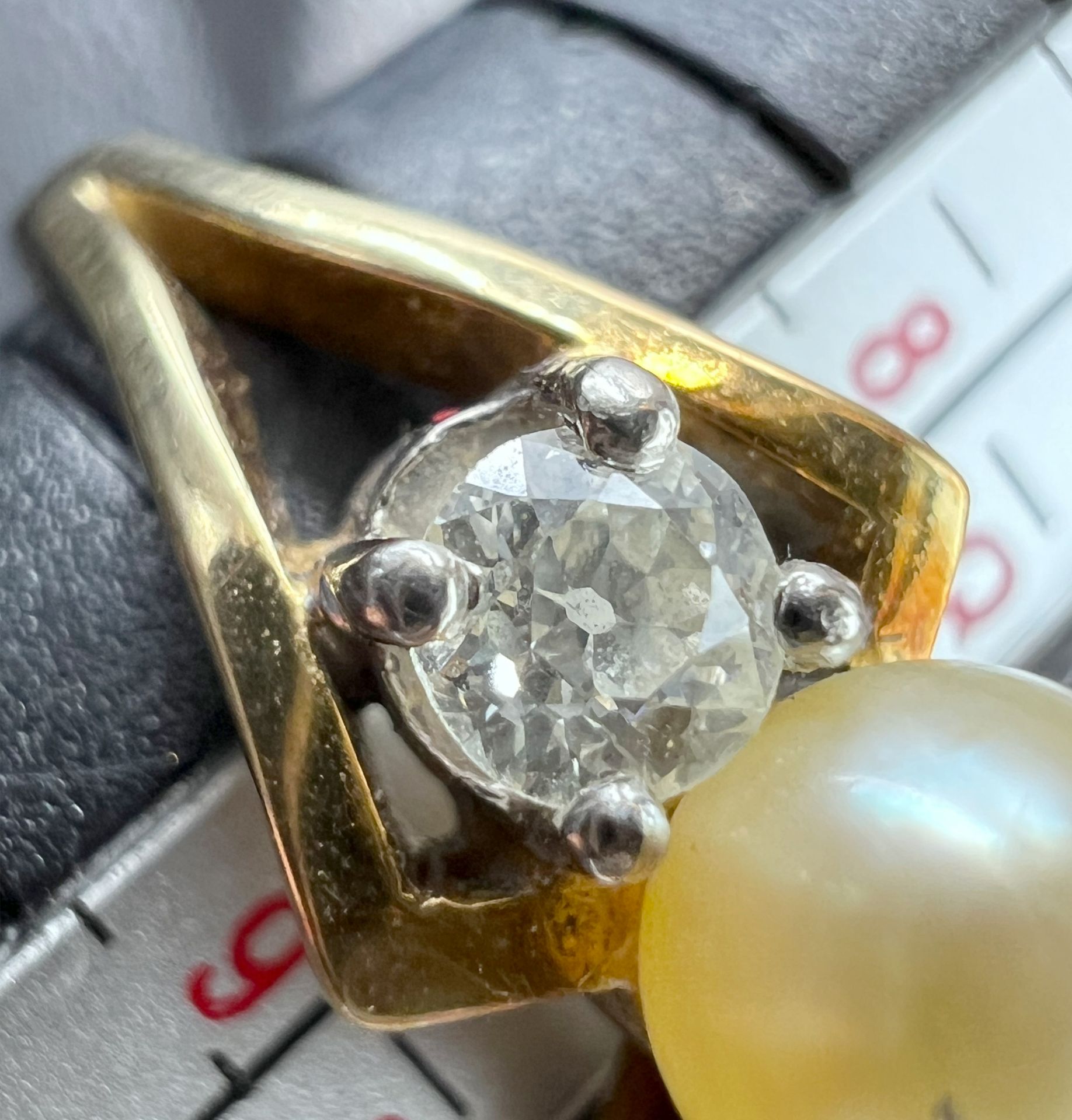 Ladies' ring. 585 yellow gold with two diamonds and a pearl. - Image 7 of 8