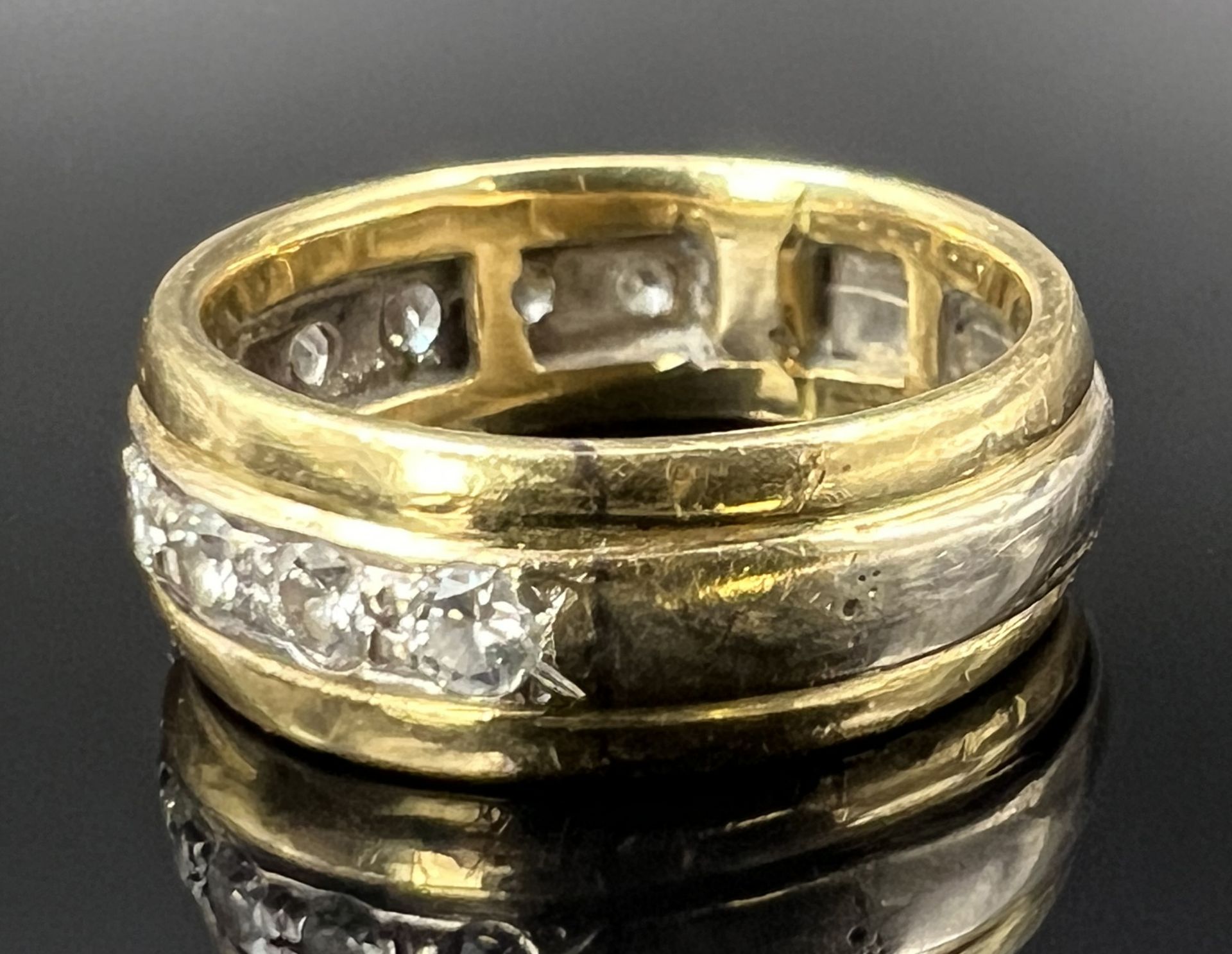 Damenring. 750 Gelbgold und Weißgold mit 10 kleinen Diamanten. - Bild 3 aus 10