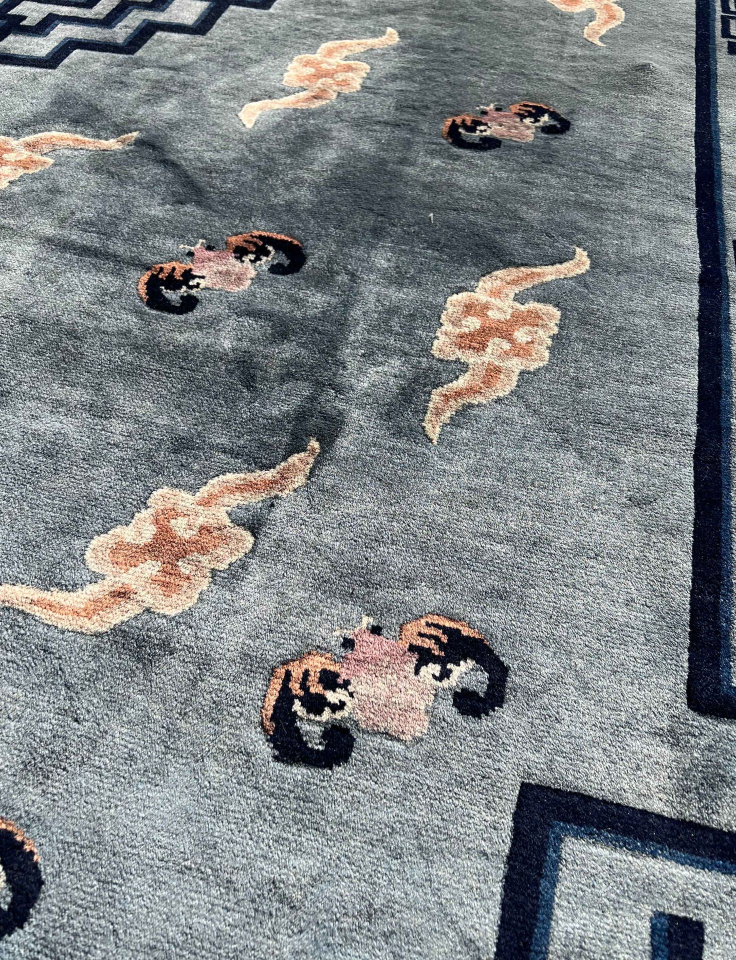 China Teppich. 2. Hälfte 20. Jahrhundert. - Bild 14 aus 20