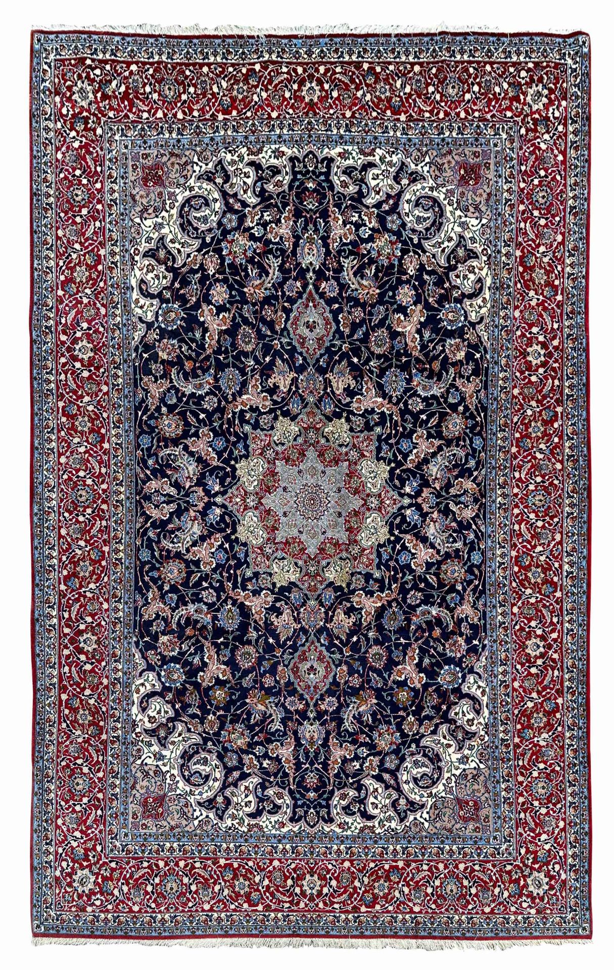 Isfahan. Oriental carpet. 20th century.
