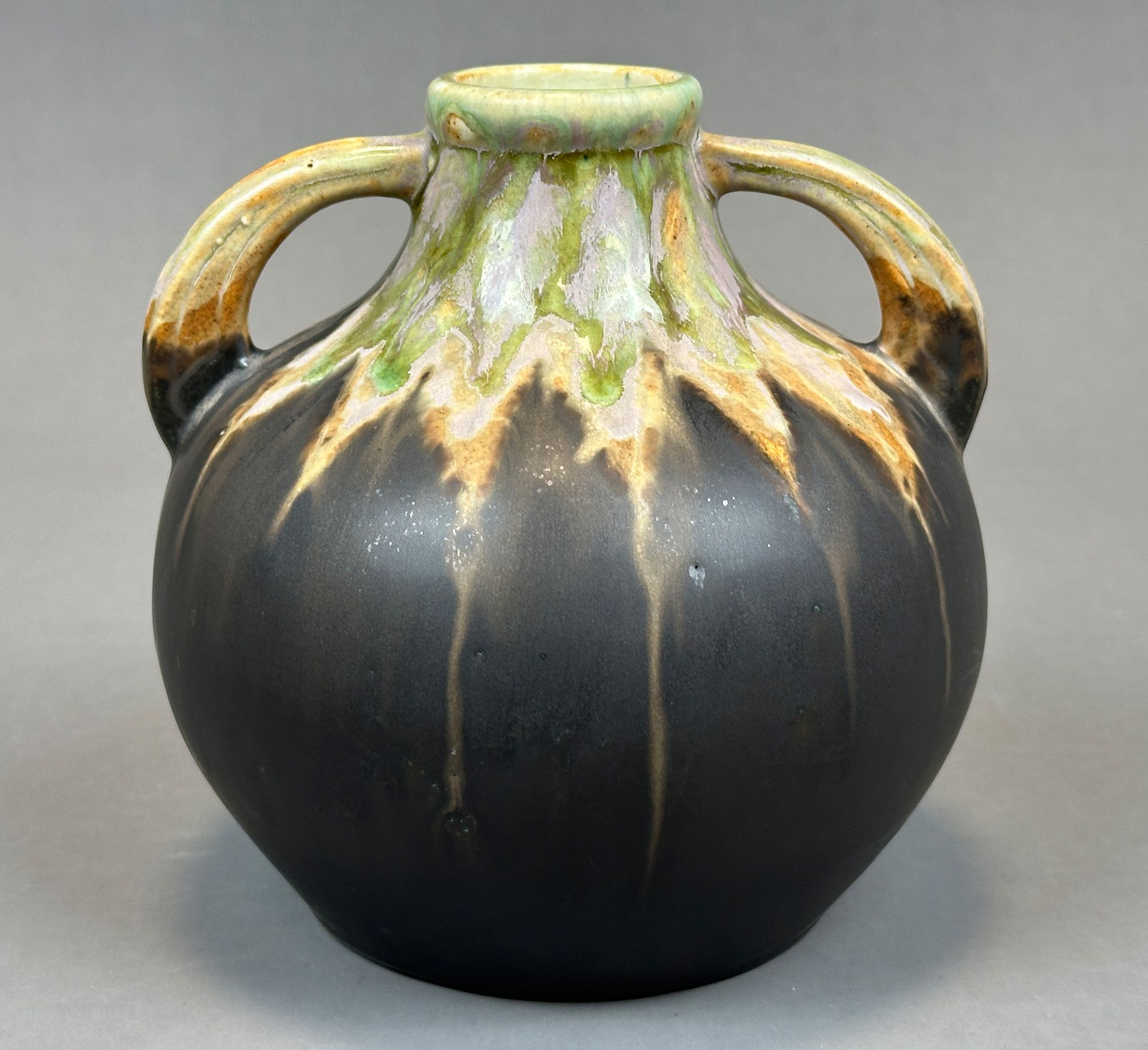 Glazed vase with handle. Art Nouveau. Around 1915. - Image 3 of 9