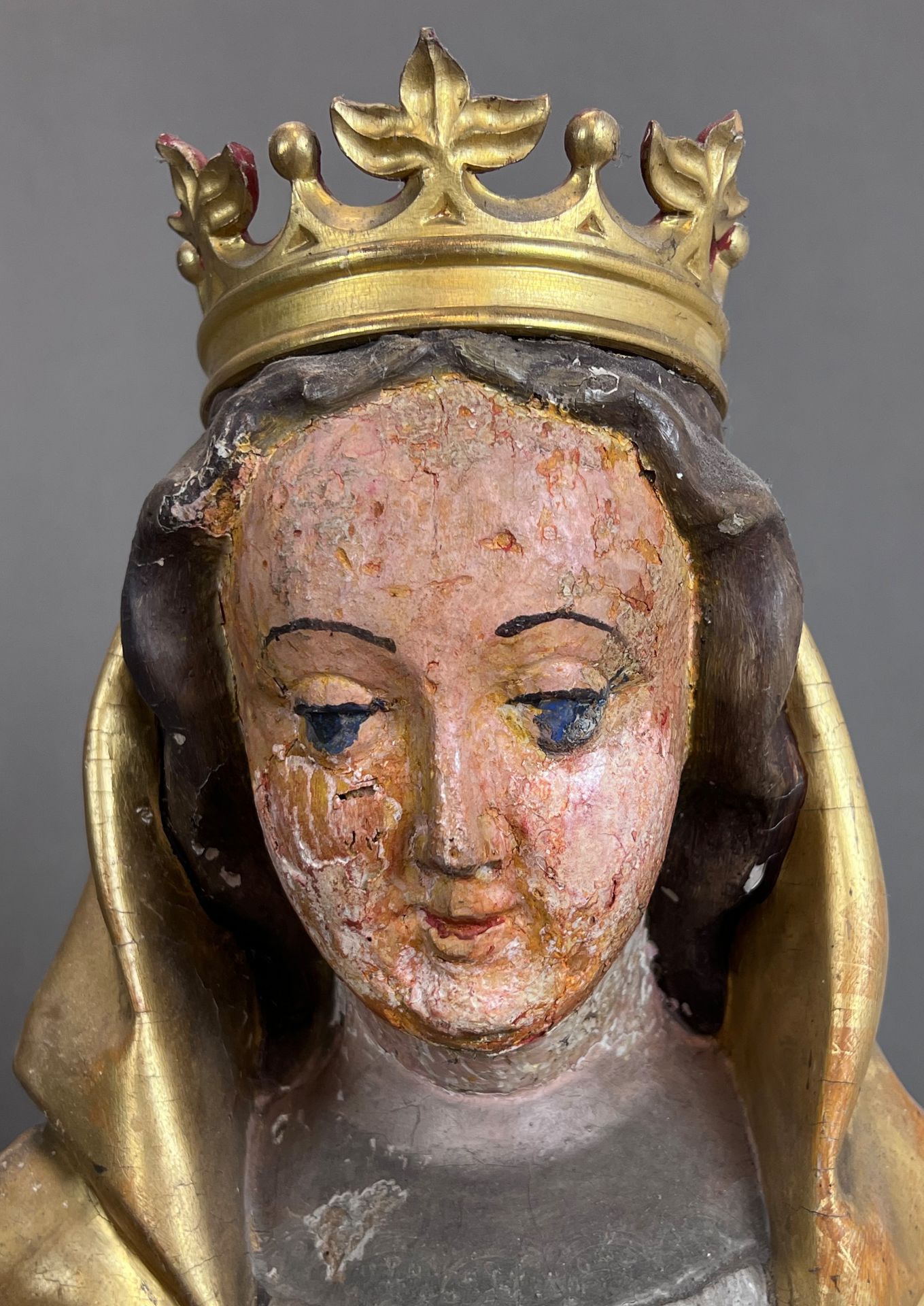Holzfigur. Jungfrau Maria mit Christuskind. Um 1700. Süddeutschland. - Bild 8 aus 10