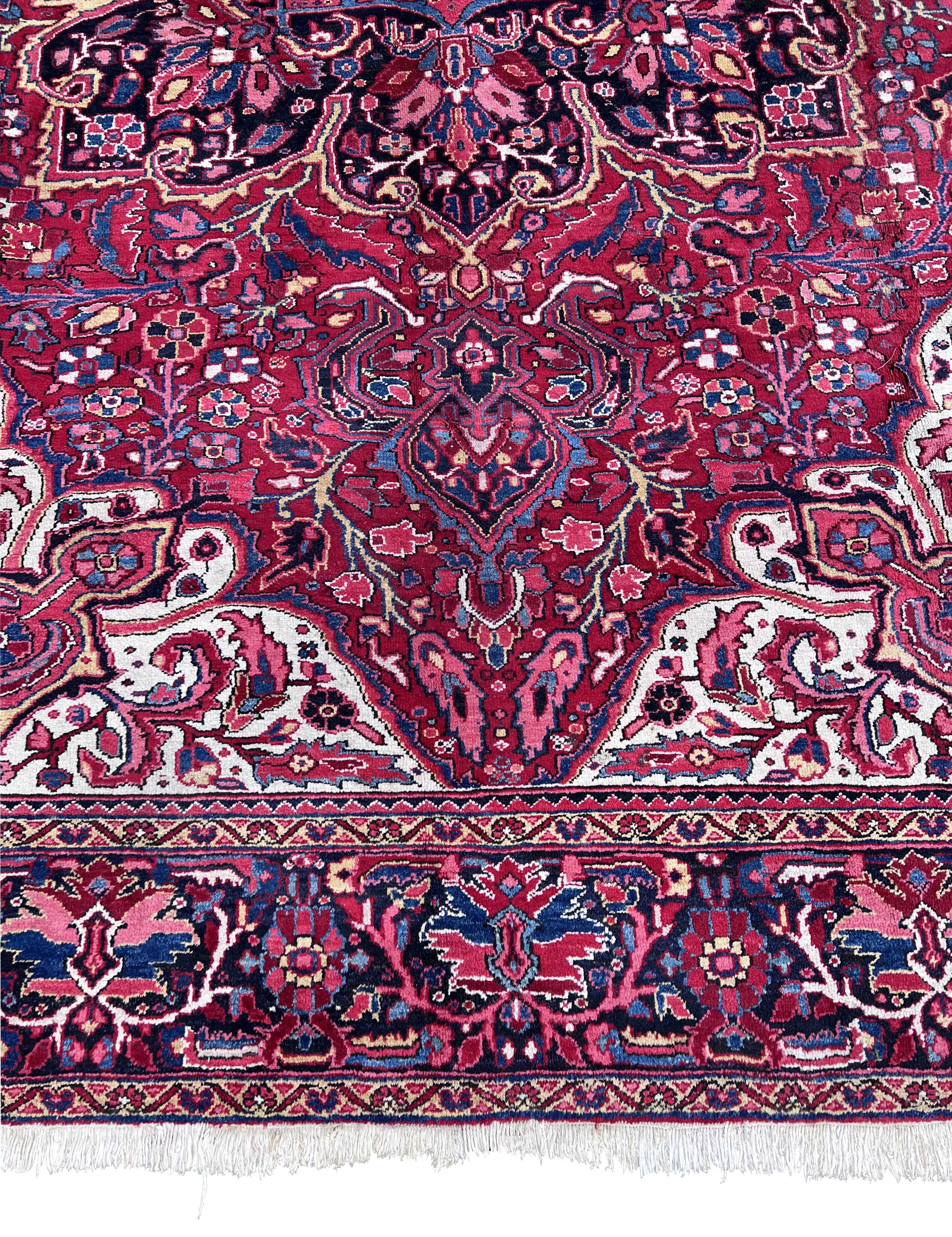 Heriz. Oriental carpet. 20th Century. - Image 9 of 17