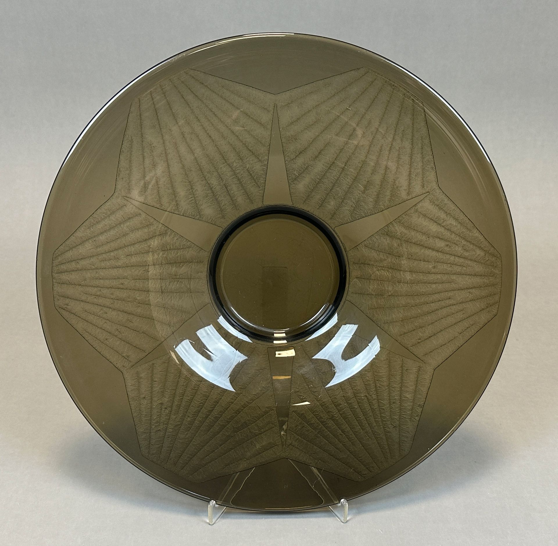 Charles SCHNEIDER (1881 - 1953). Round glass bowl. Art déco.