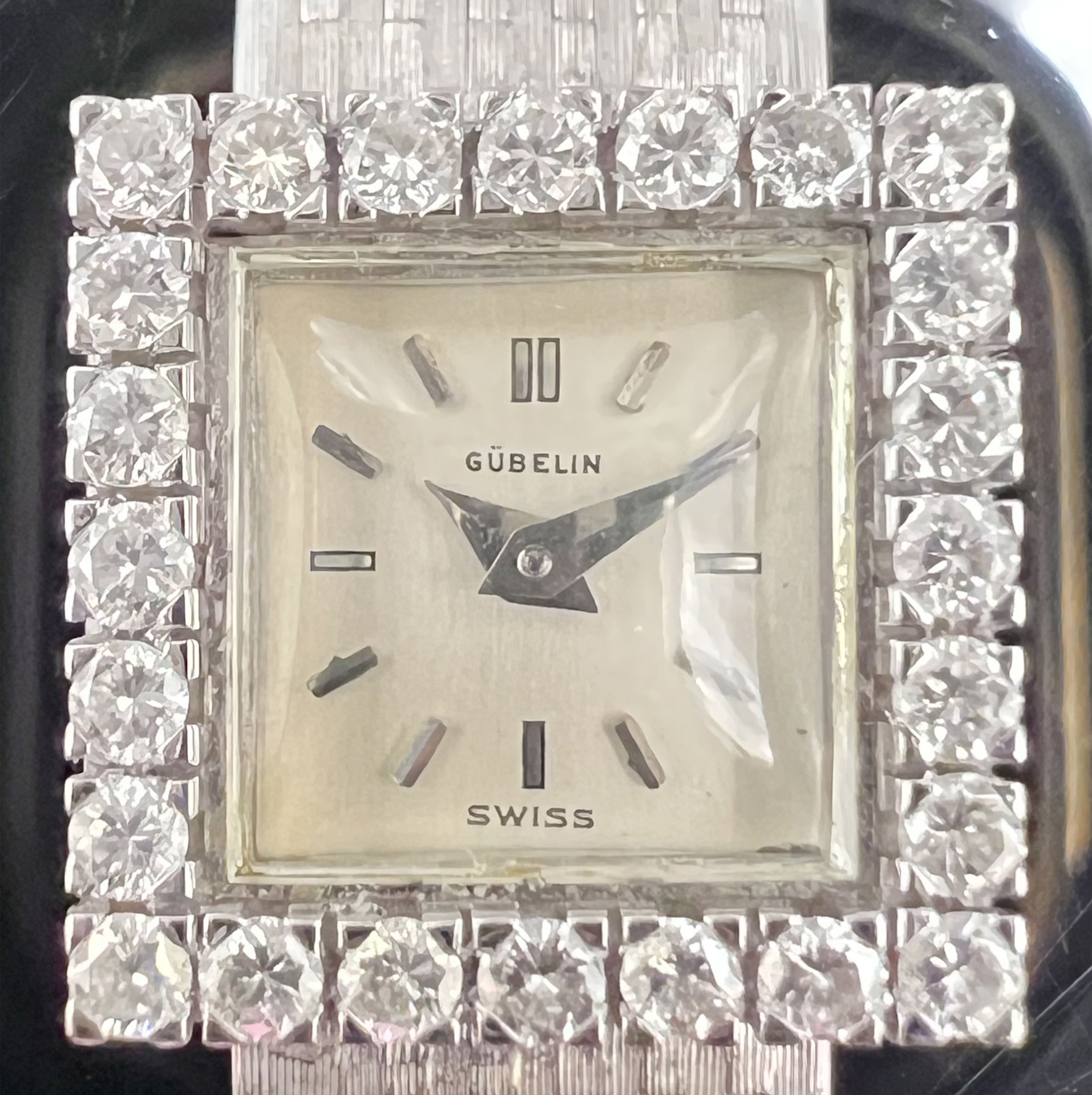 GÜBELIN. 750 white gold ladies' wristwatch set with diamonds. 1960s. - Image 3 of 8