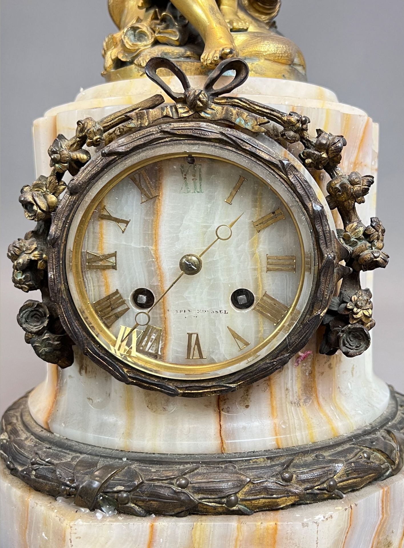 Antique mantel clock. Empire. France / Belgium. 19th century. - Image 7 of 11