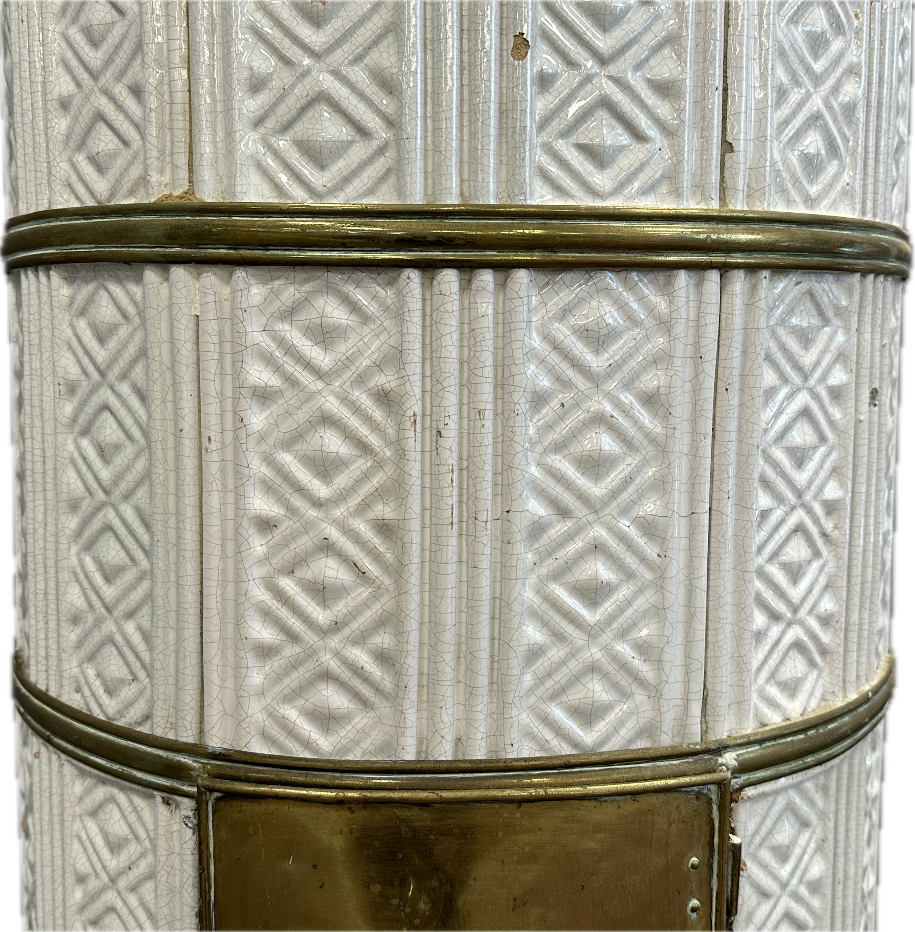 White Biedermeier round stove with tiles in relief structure. - Image 7 of 19