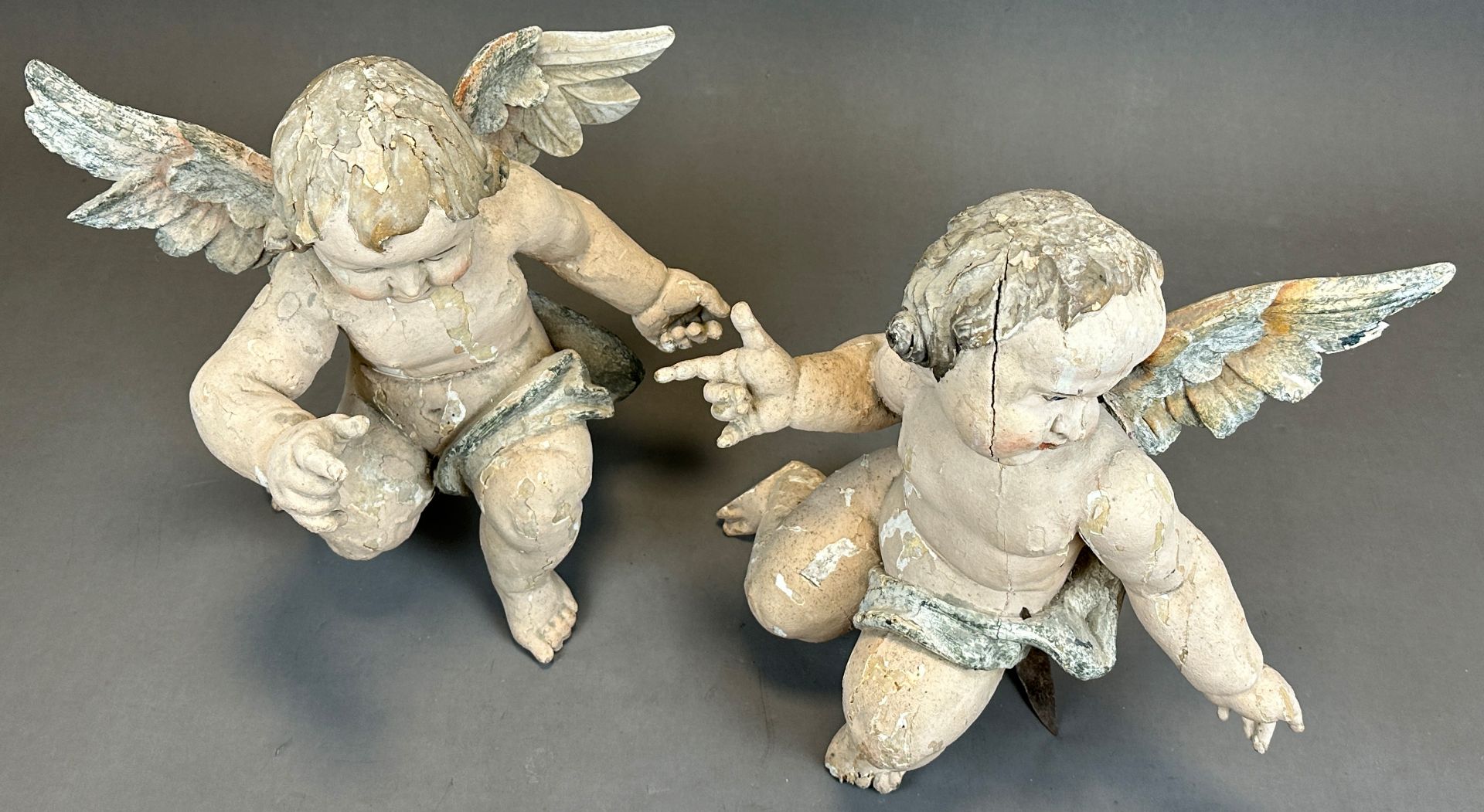 Two baroque putti. Wood. - Image 2 of 15