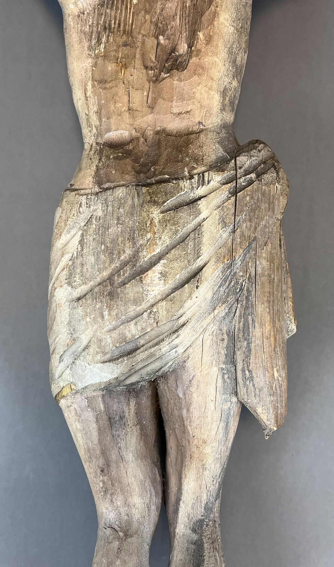 Holzfigur. Gekreuzigter Christus. 17. Jahrhundert. Süddeutschland. - Bild 14 aus 19