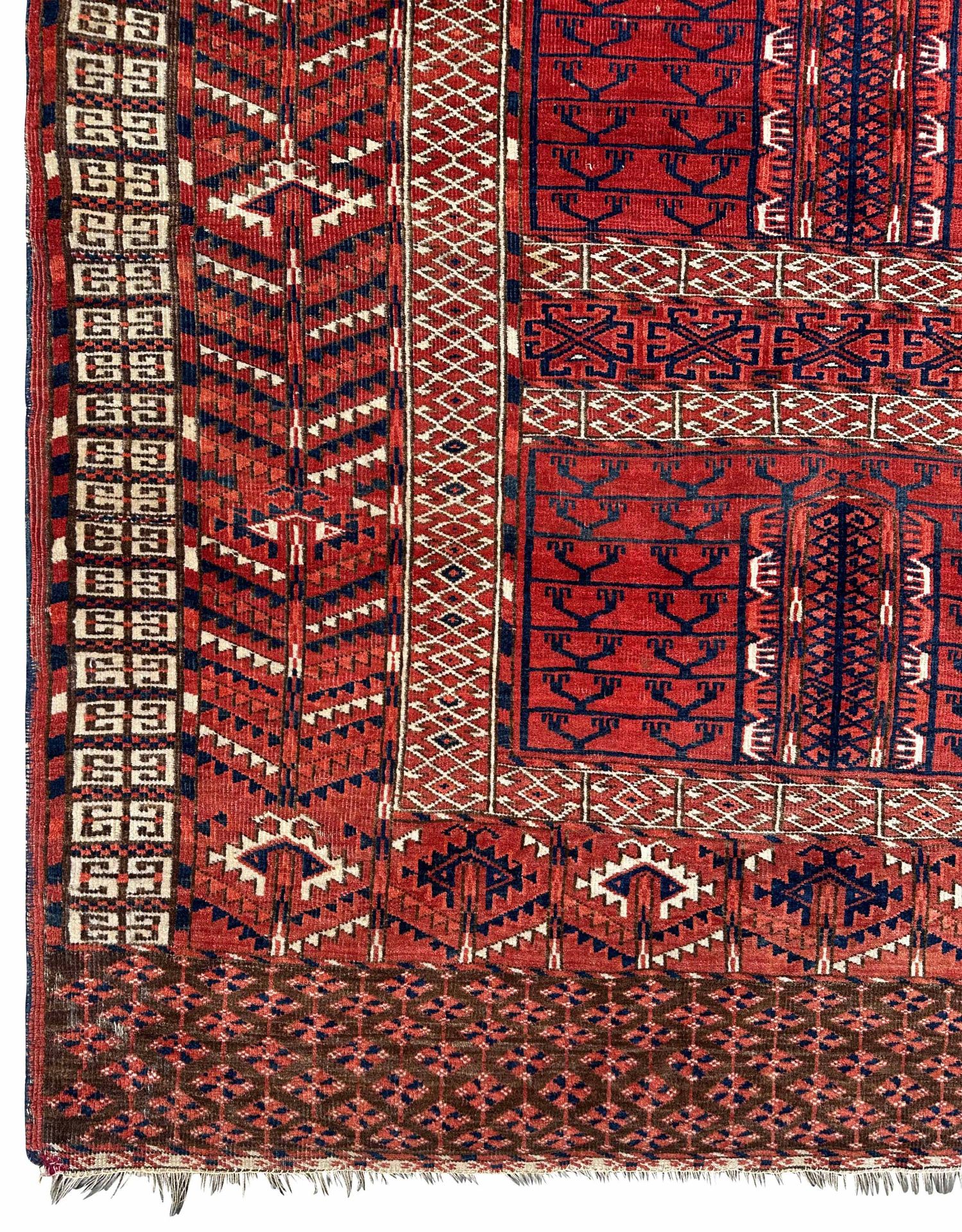 Engsi. Yurt entrance carpet. Turkmenistan. Around 1900. - Image 2 of 7