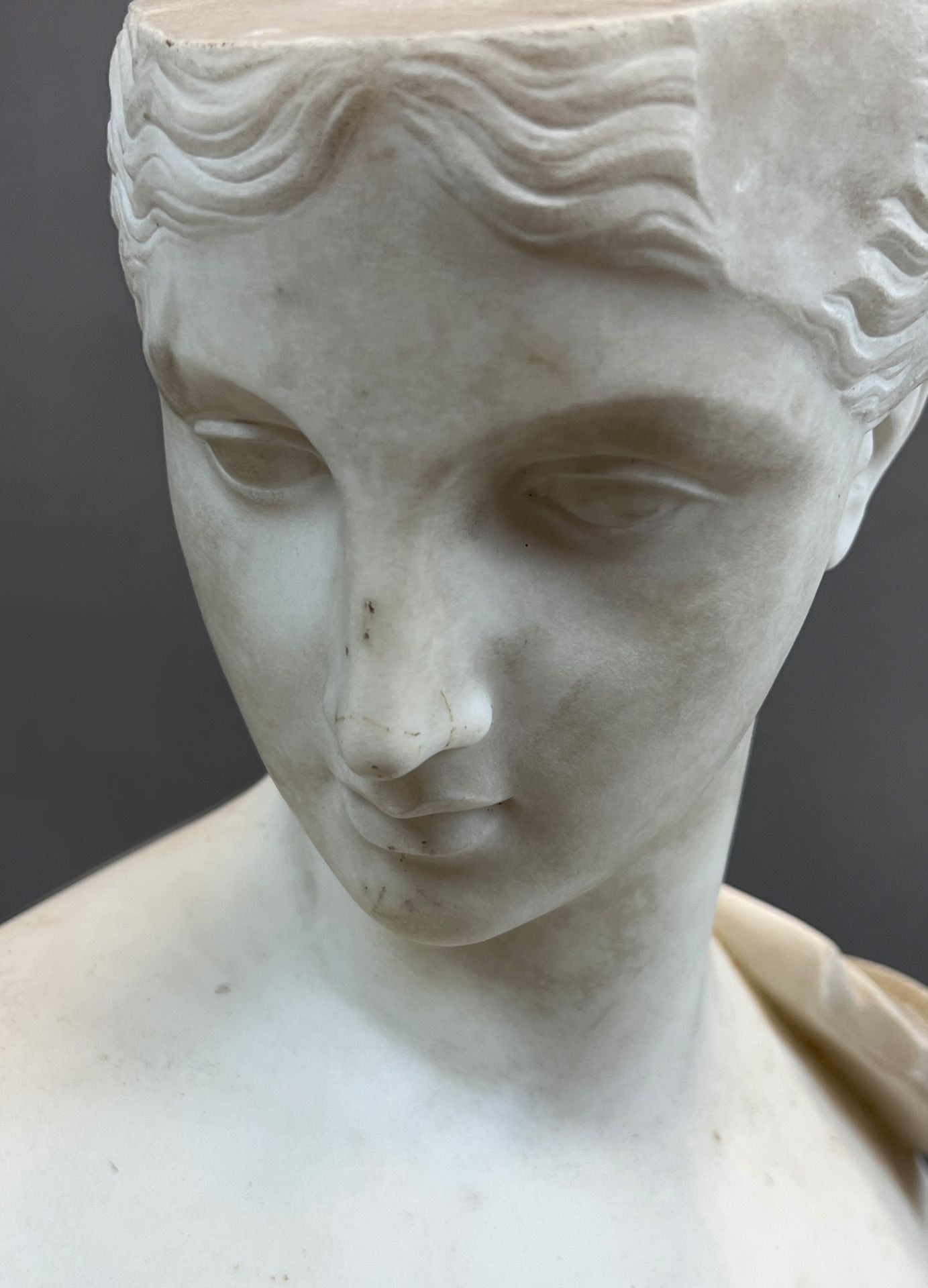 Marble bust. Psyche of Capua. Probably Italy. Late 19th century. - Image 6 of 11