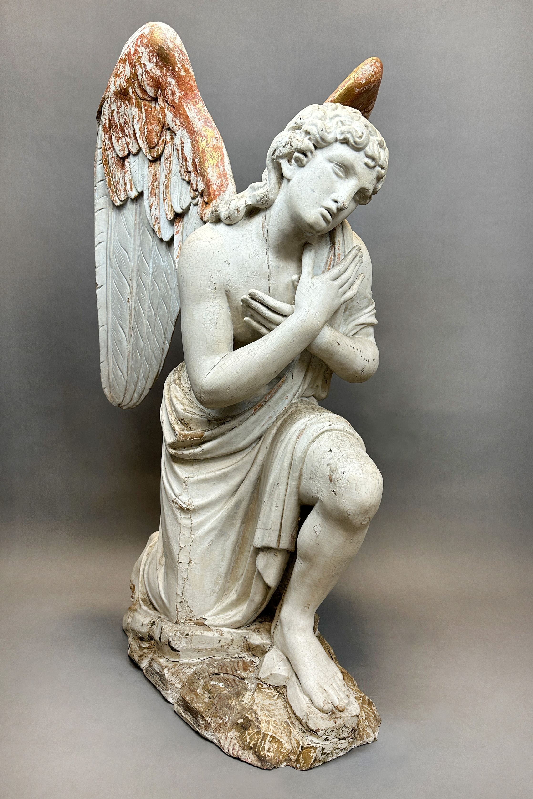 Large wooden sculpture. Kneeling angel. Late 17th century. Italy.