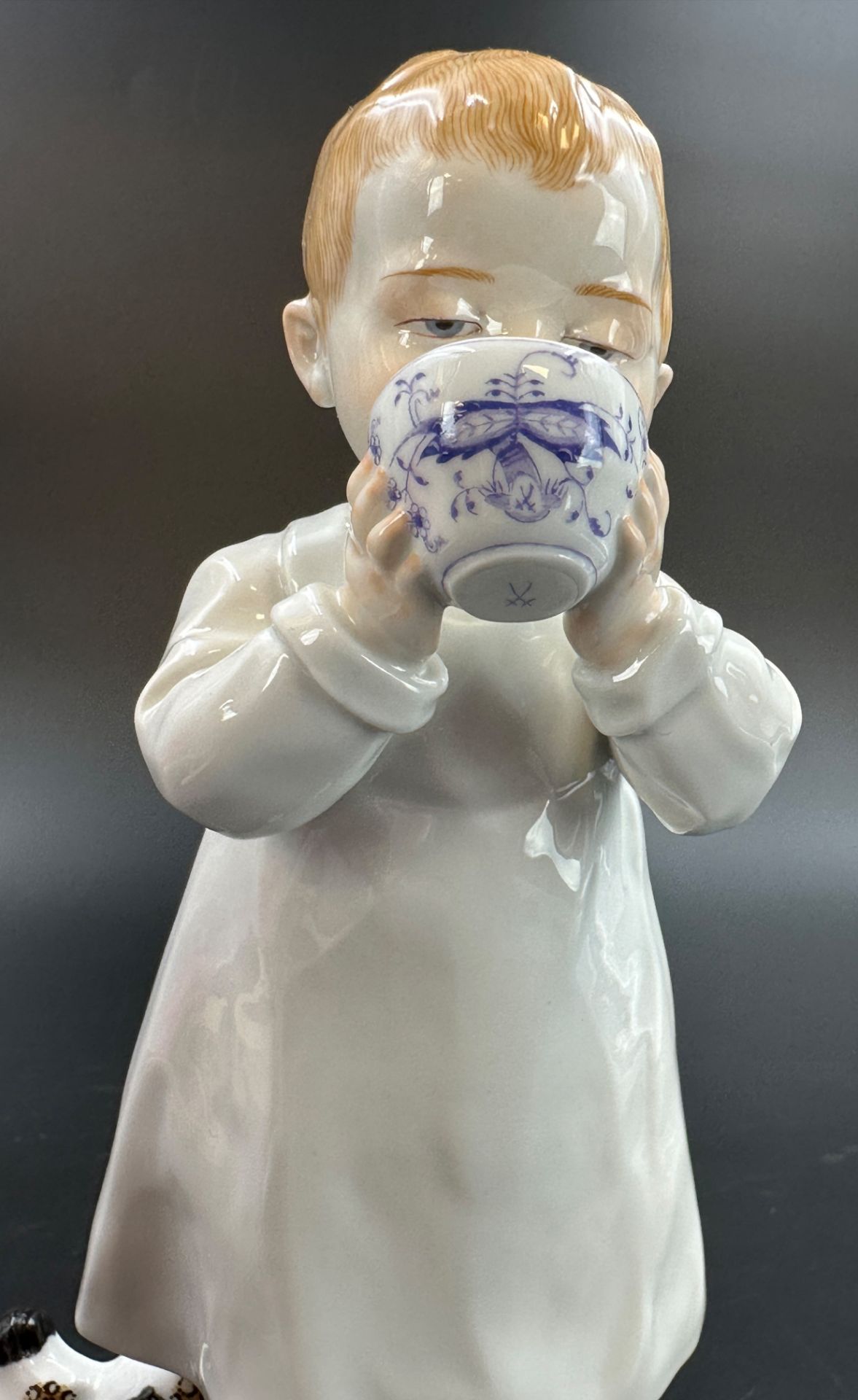 Hentschelkind. MEISSEN. "Child with cup". 1st choice. 1980s. - Image 9 of 11