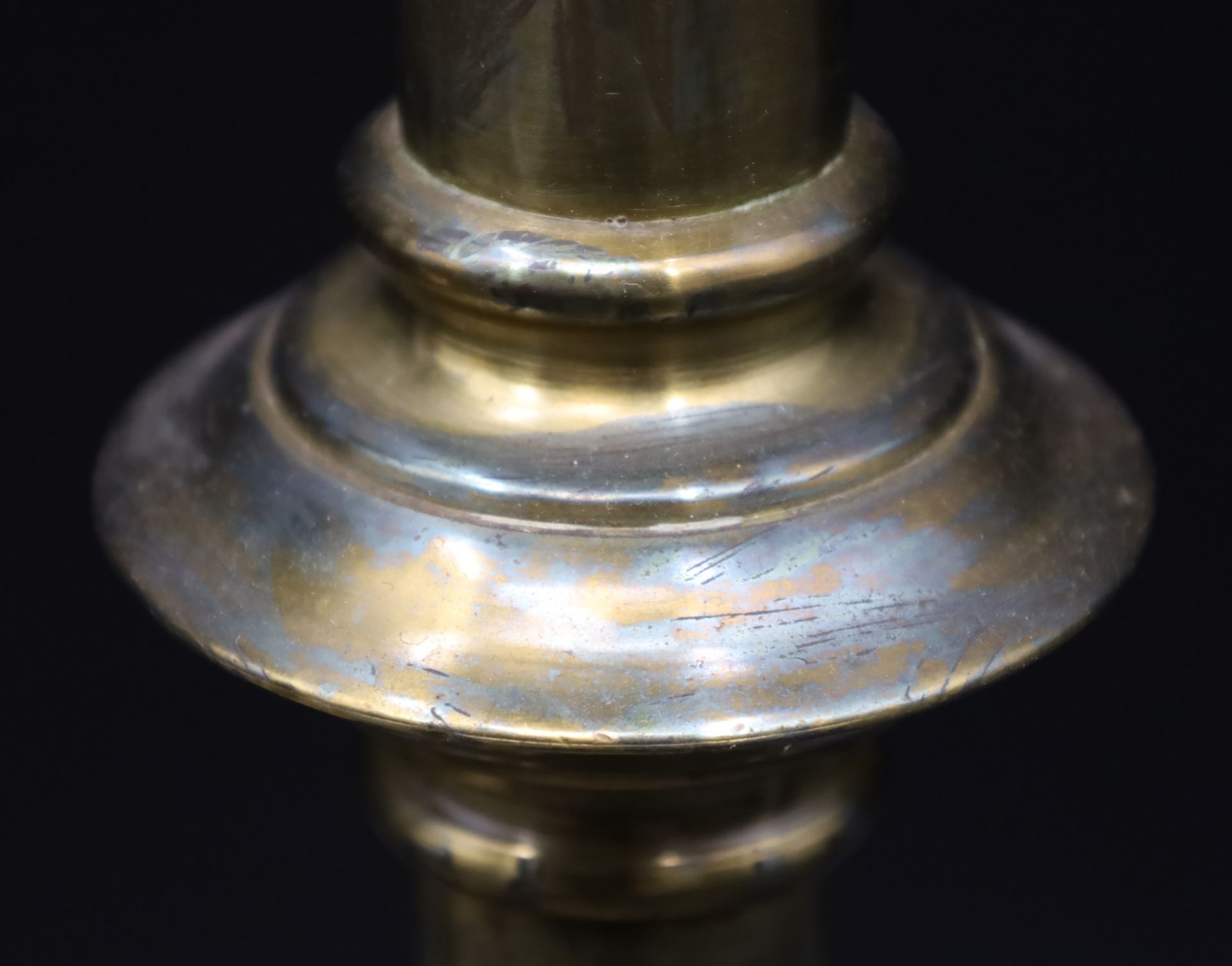 Two altar candlesticks. Brass. Around 1900. - Image 4 of 14