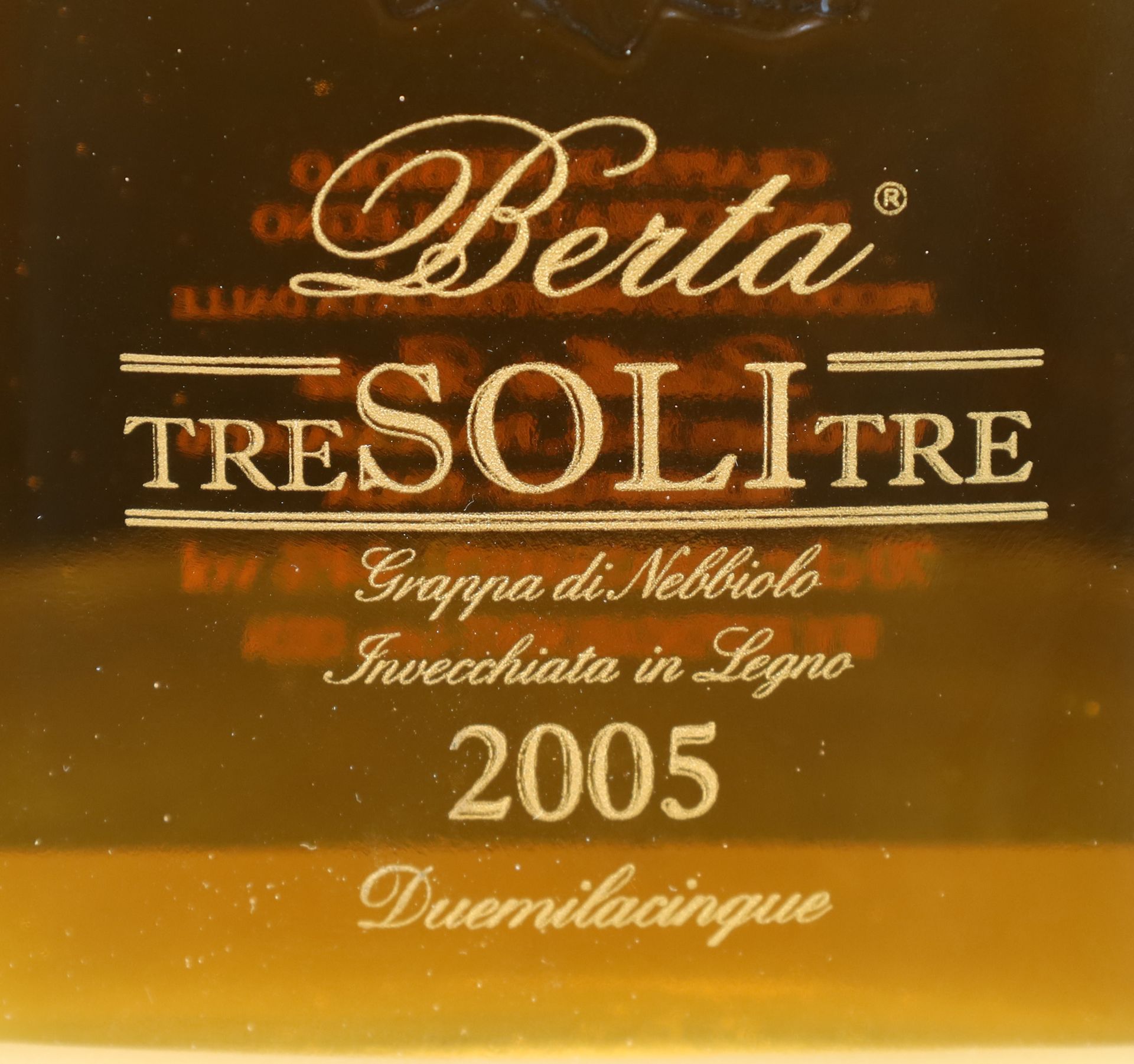 1 Flasche Grappa. BERTA. "Tre Soli Tre". Italien. 2005. - Bild 2 aus 6
