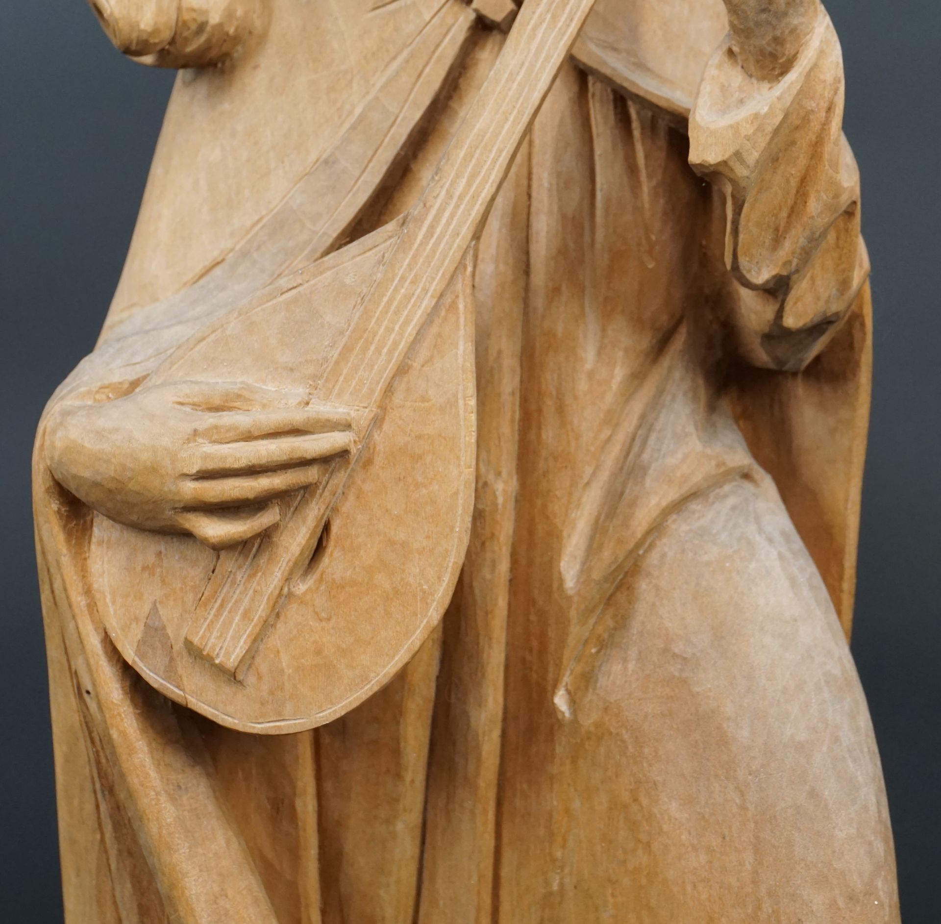 Wooden figure. Lute player. Probably 20th century. - Image 8 of 10