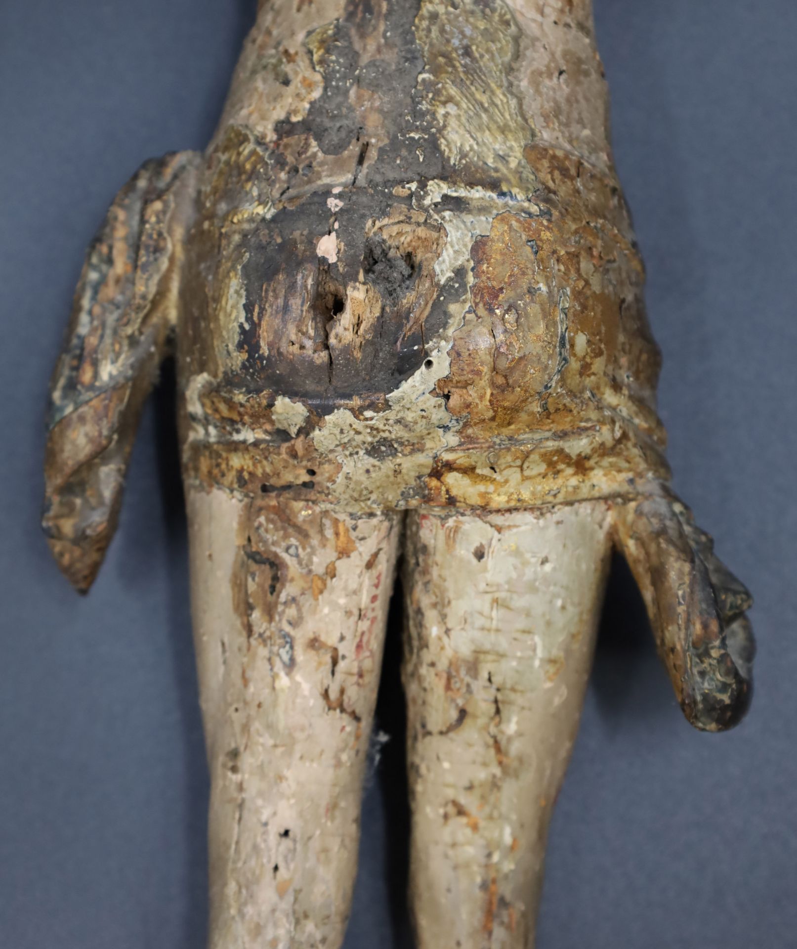 Two wooden figures. Crucified Christ. Probably 18th / 19th century. - Image 17 of 19
