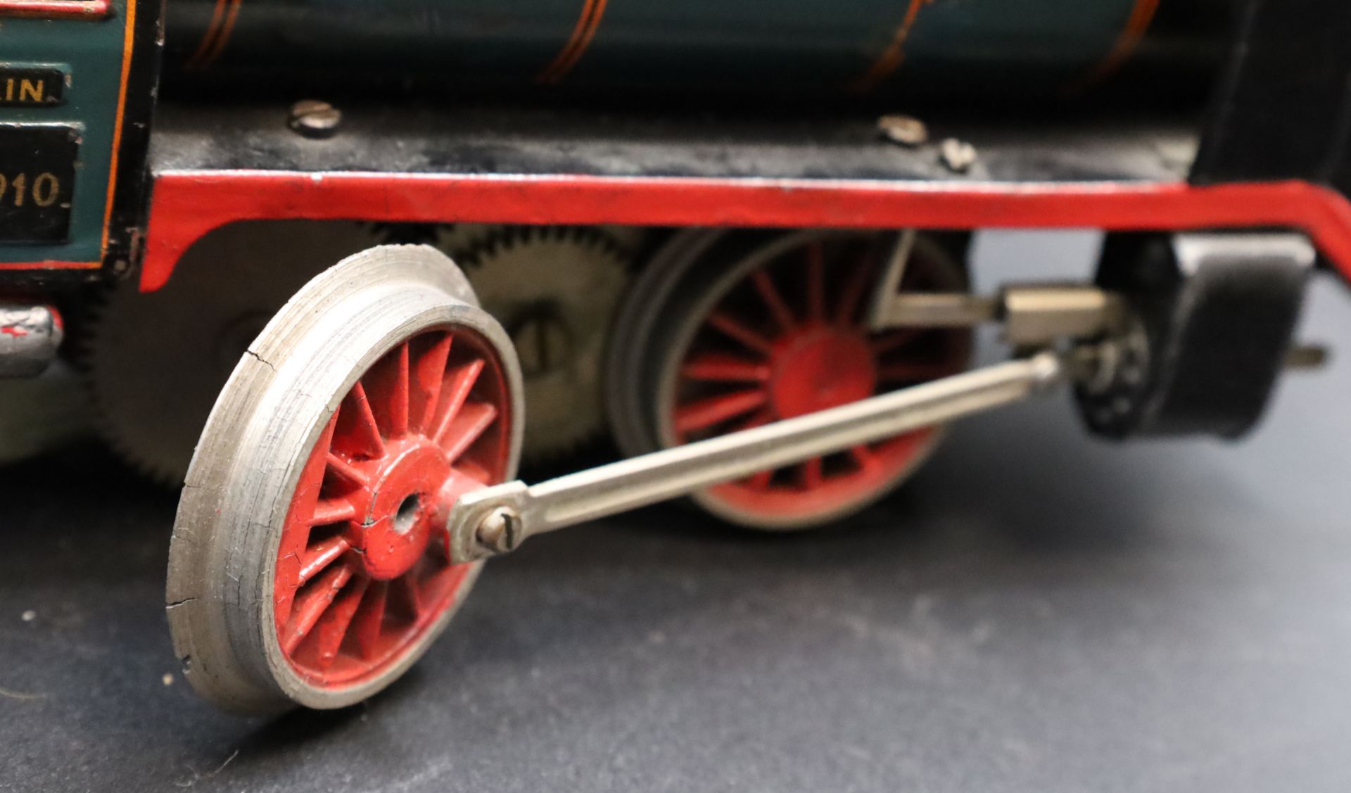 7-piece set. MÄRKLIN and BING. Tender locomotive. Wagons. - Image 3 of 17