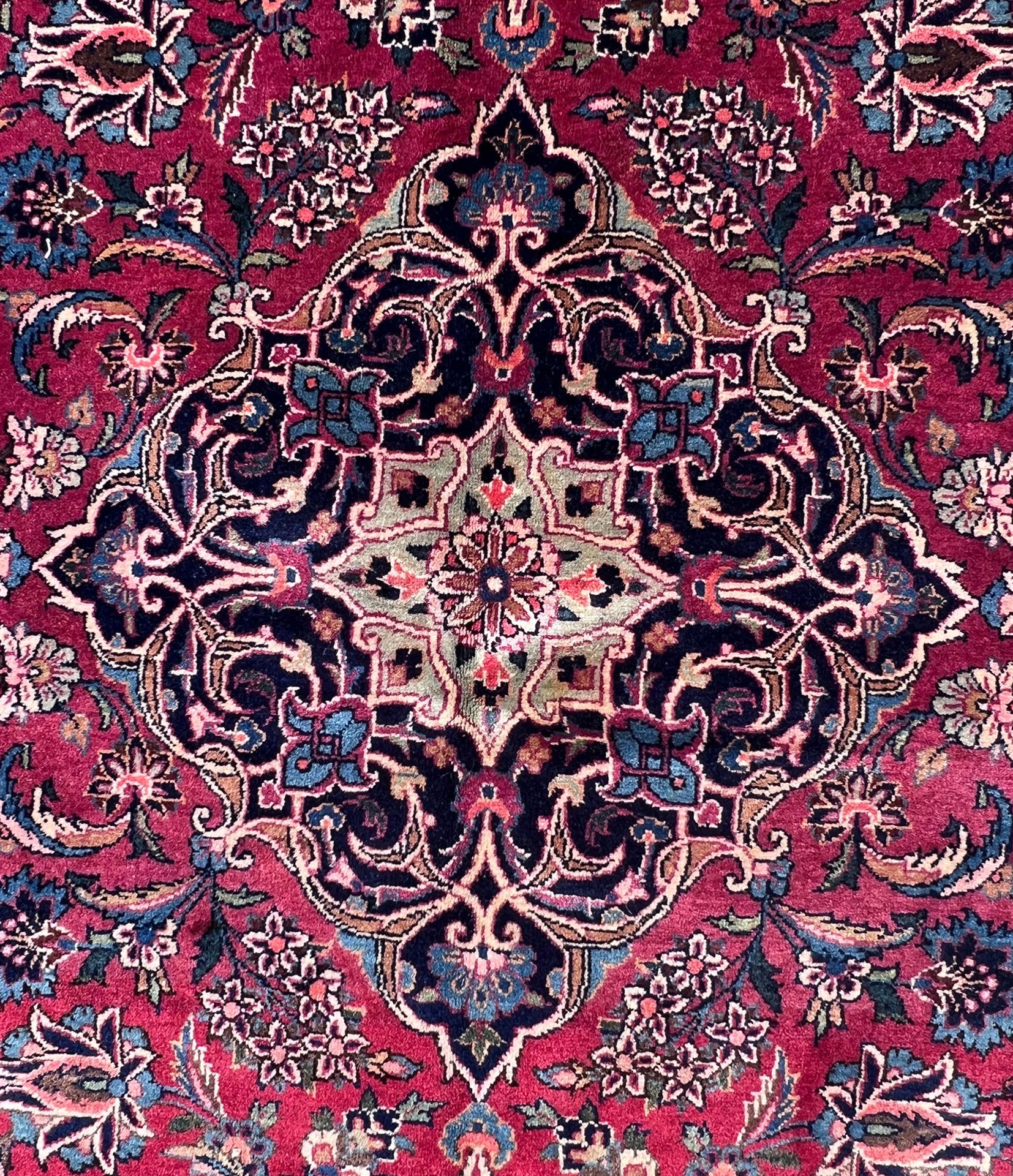 Keshan oriental rug. Circa 1940. - Image 5 of 10