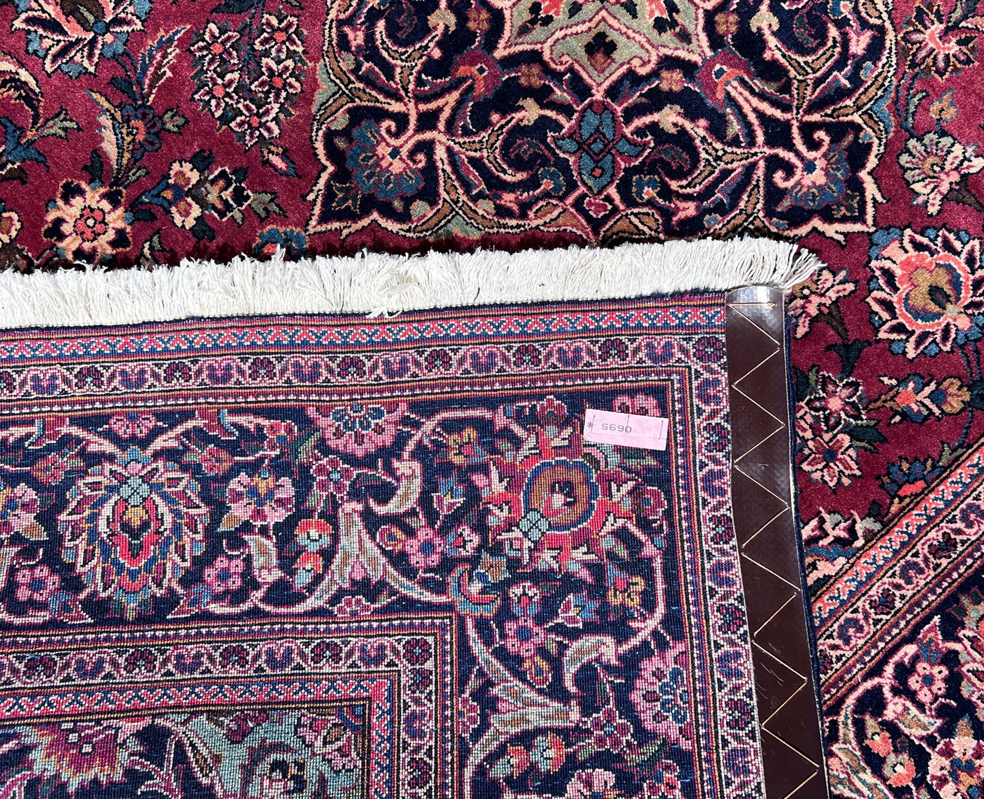 Keshan oriental rug. Circa 1940. - Image 9 of 10