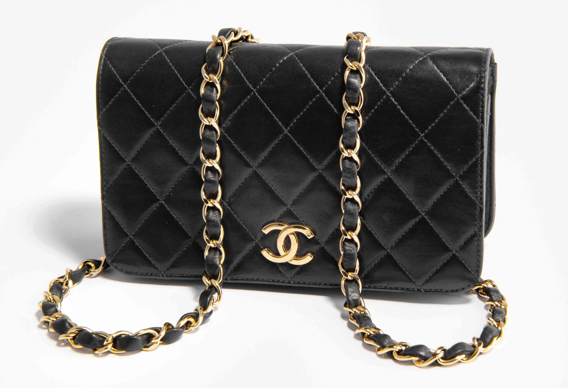Chanel, Wallet on Chain