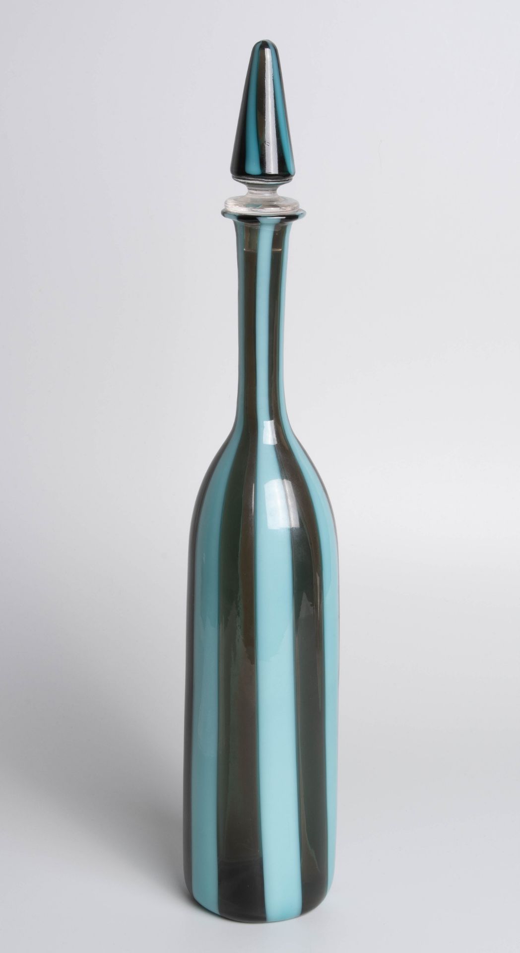 Paolo Venini, Flasche mit Stopfen "A canne, Modell 4497" - Image 5 of 9